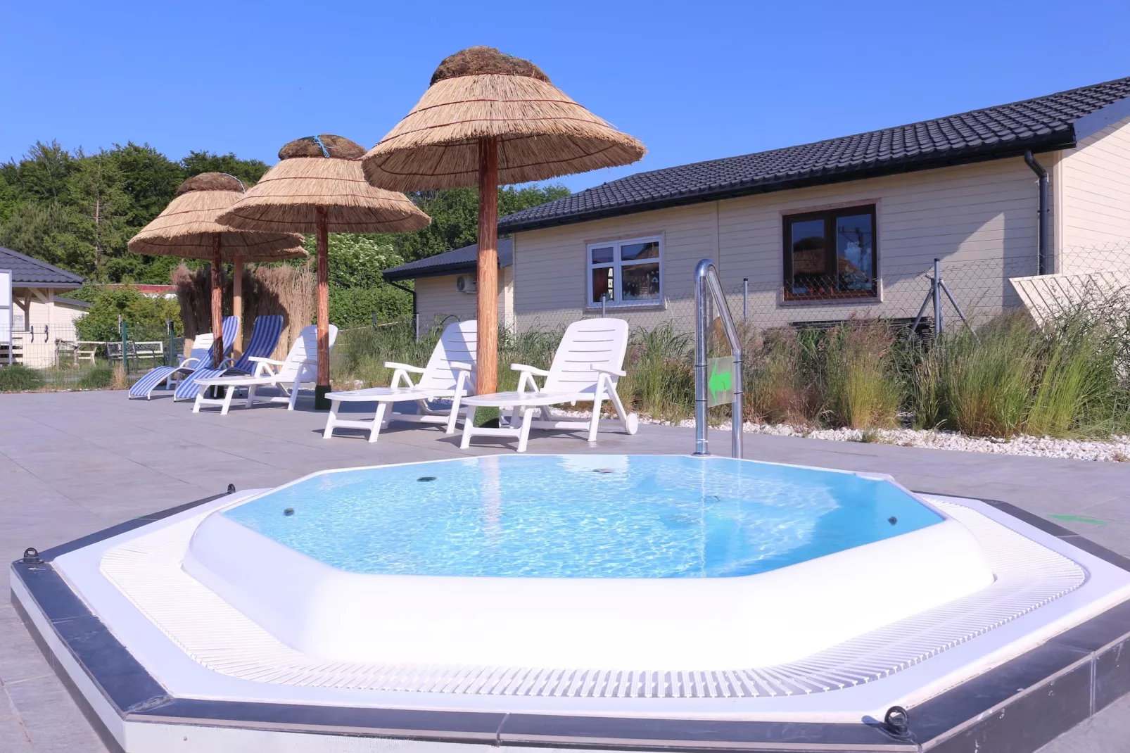 Domek piętrowy 6-osobowy Ustronie Morskie-Terrasbalkon