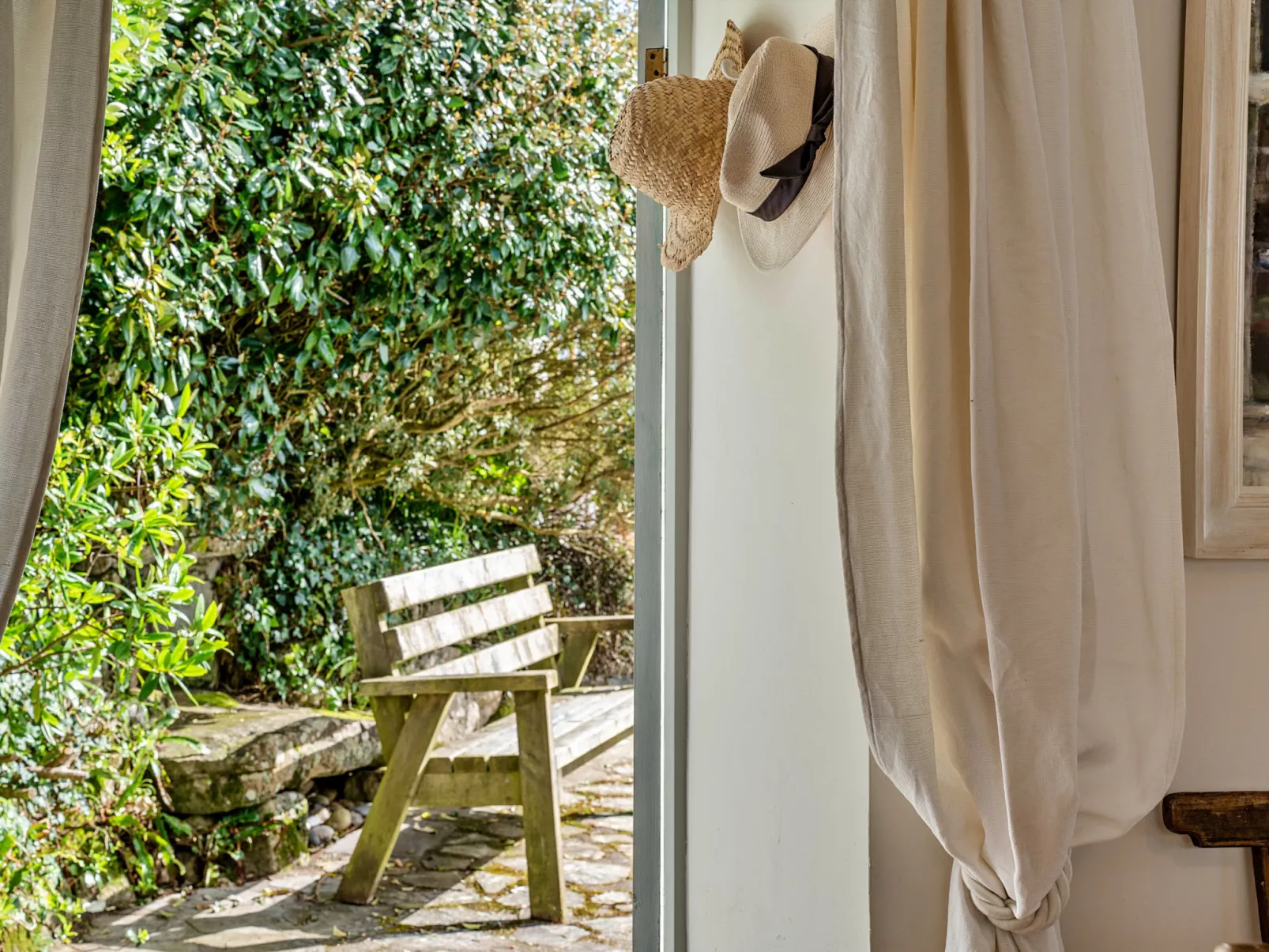 Lesceave Cottage-Buiten