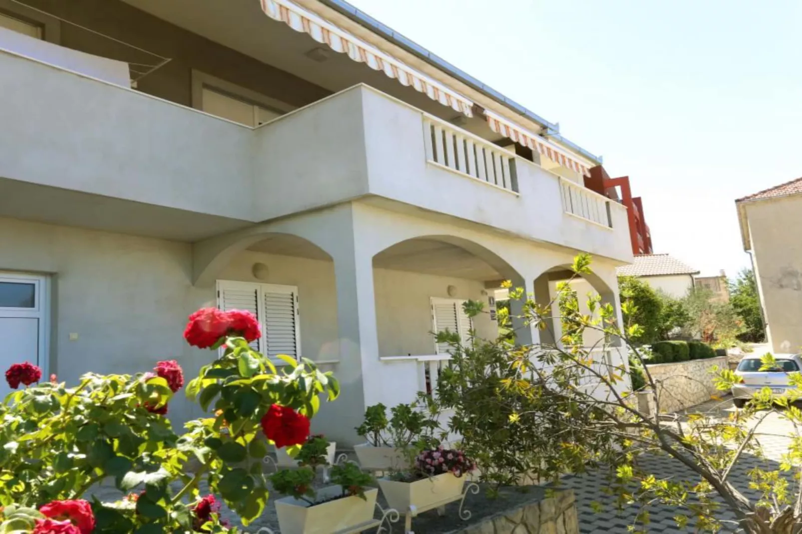 One-Bedroom Apartment With Terrace (A2)-Sfeer