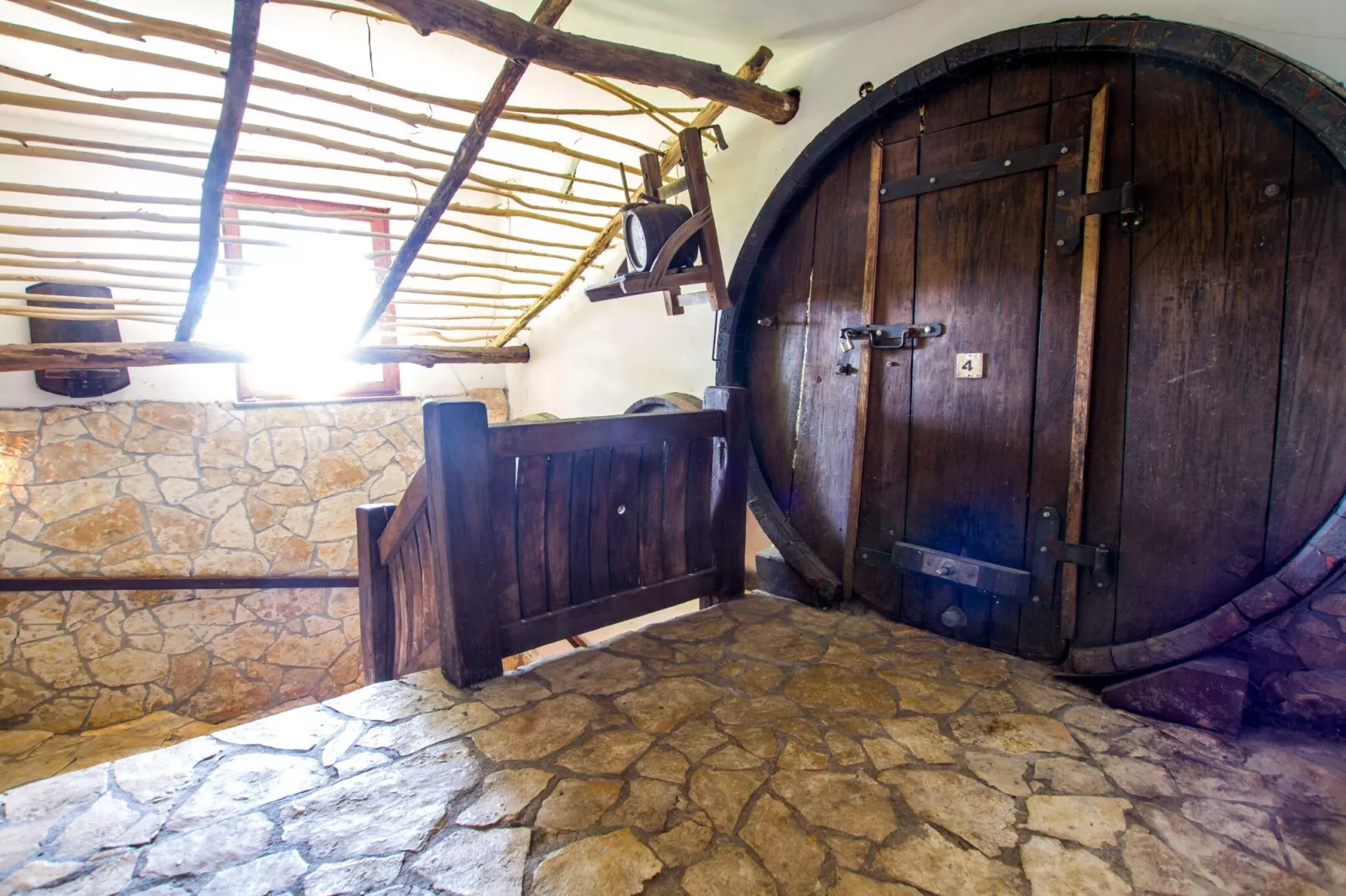 Rustic Charm Cottage Country House with Sauna - Five Bedroom  Holiday Home with Sauna-Trap