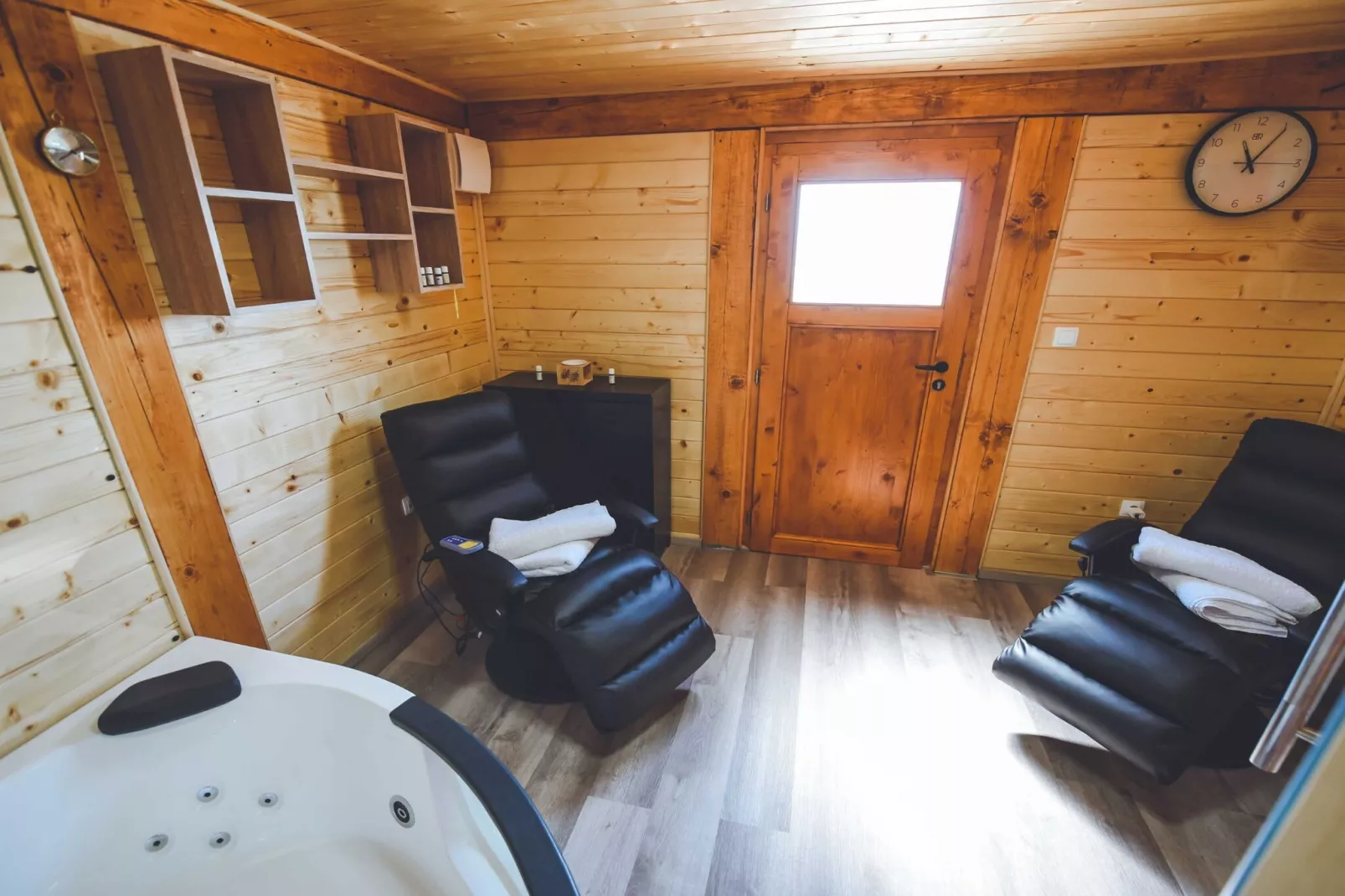 Relax and Rustic Apartments with Terrace - Classic One Bedroom Apartment with Terrace (owner Silvester)-Spa