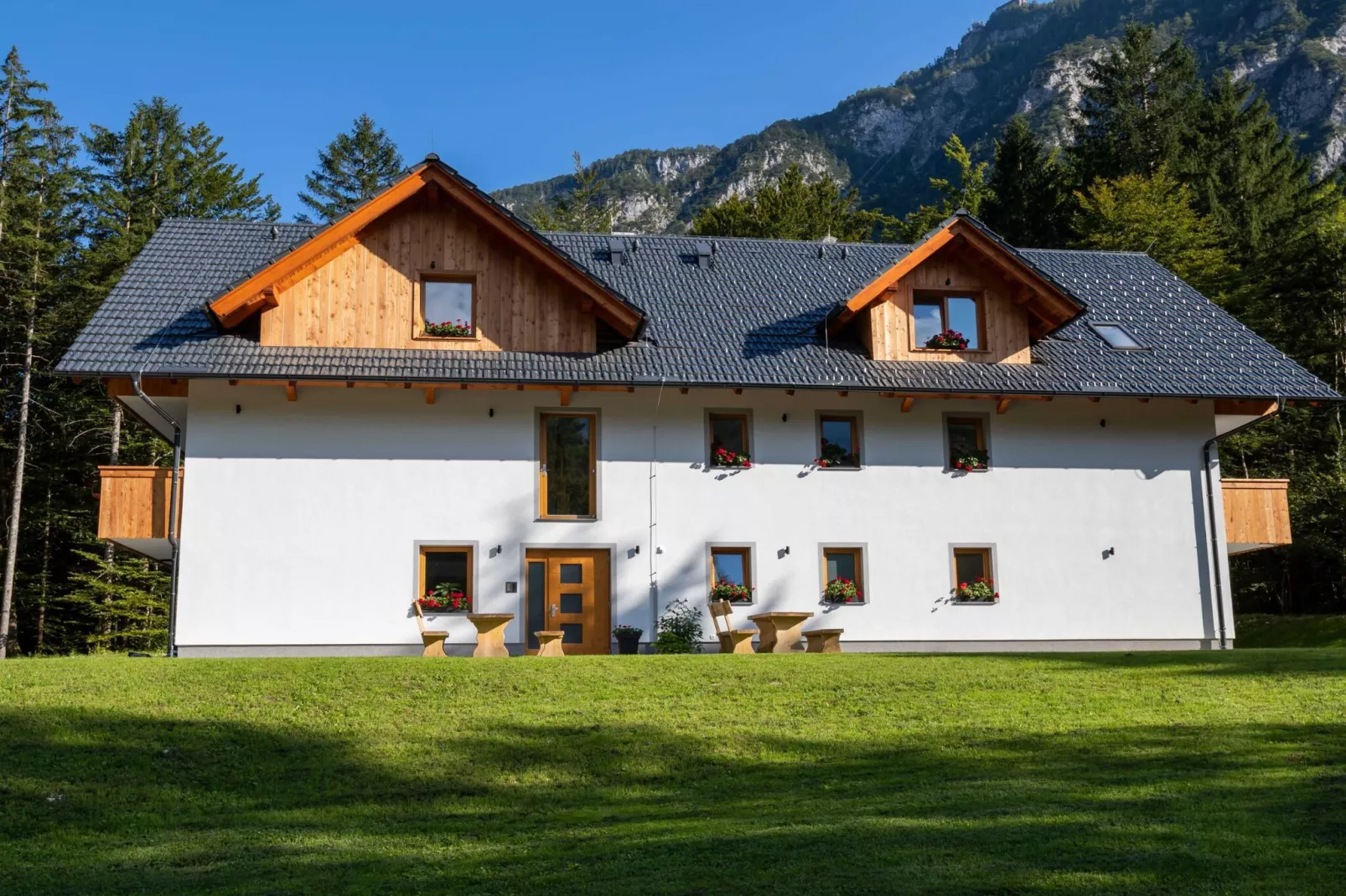 The Woodland Nook Apartments Bohinj - Classic Two Bedroom Apartment with Balcony (owner C)-Buitenlucht