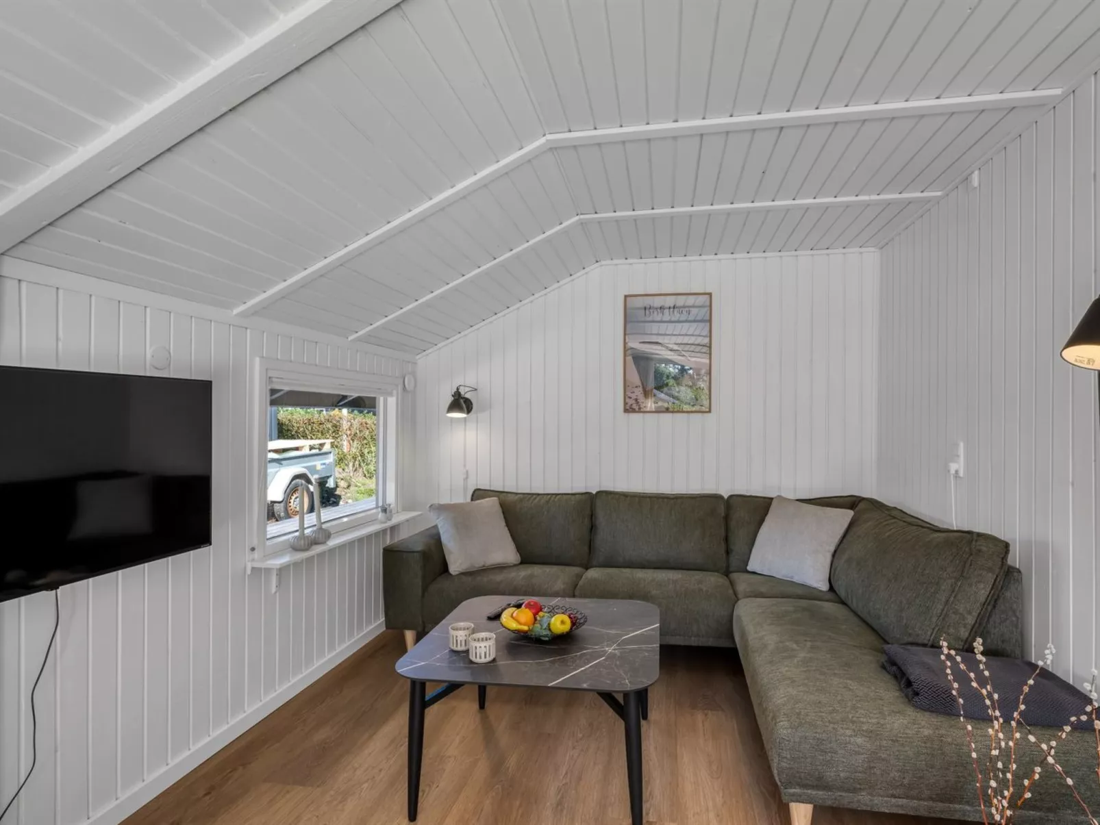 "Thamina" - 200m to the fjord-Binnen