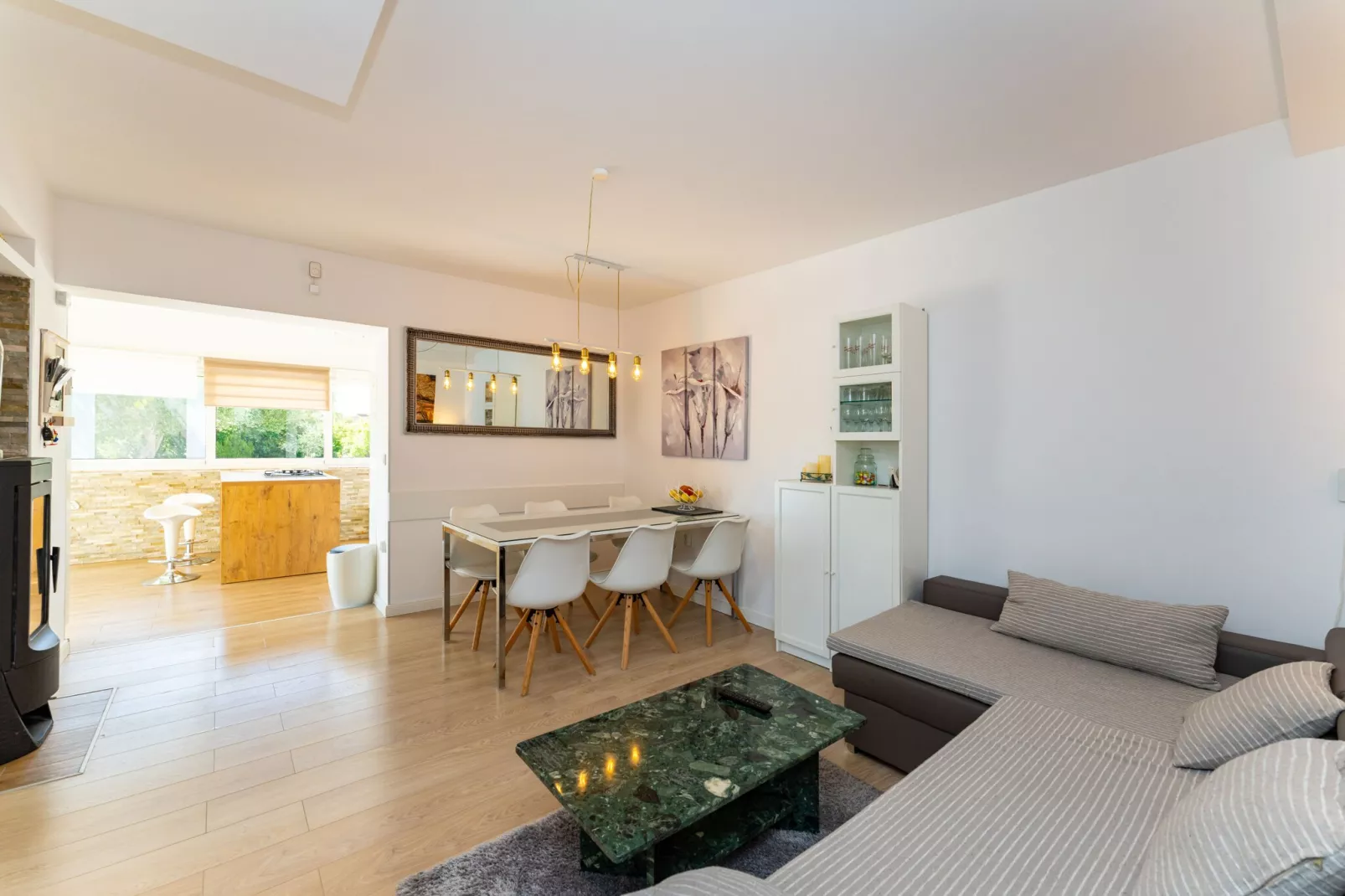 Villa Sucic with private pool-Woonkamer