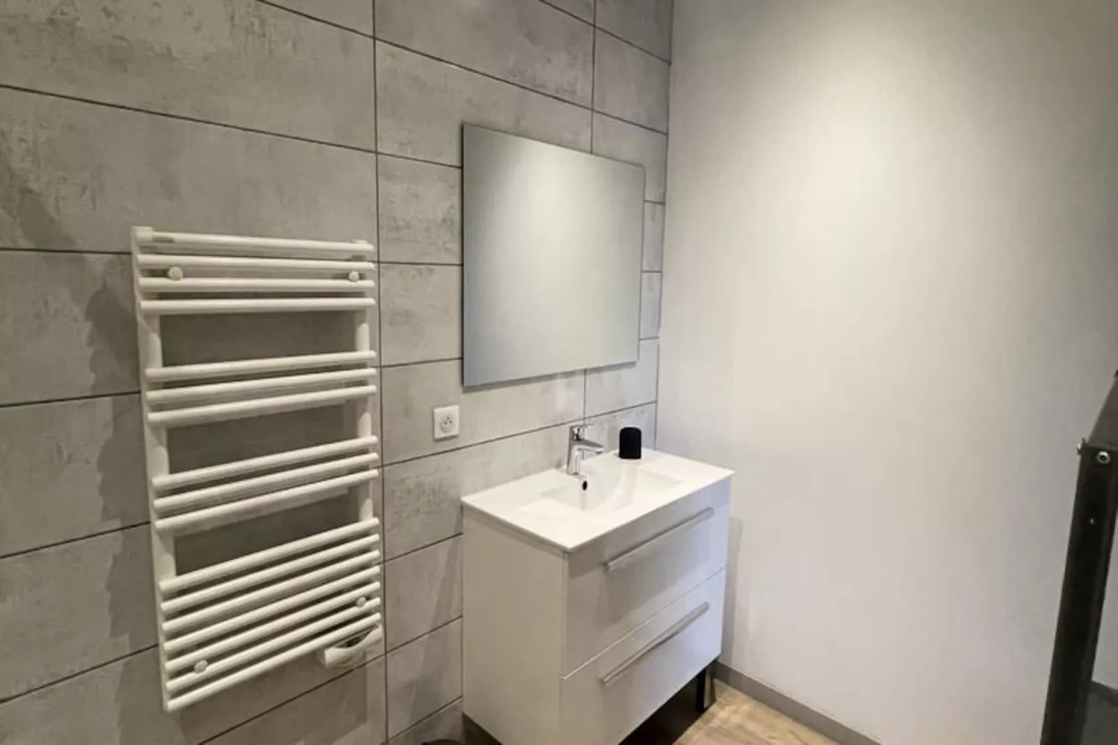 Appartements à Albepierre Bredons - Niet-getagd