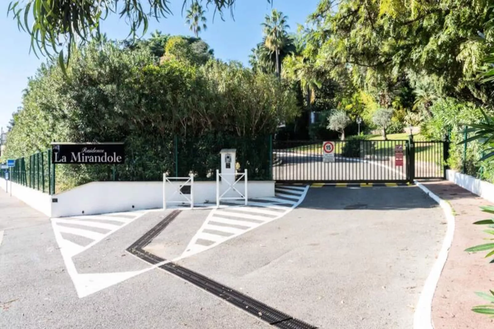 Résidence Appartement Avec Terrasse, Piscine & Acc&egrave;s Plage-Niet-getagd