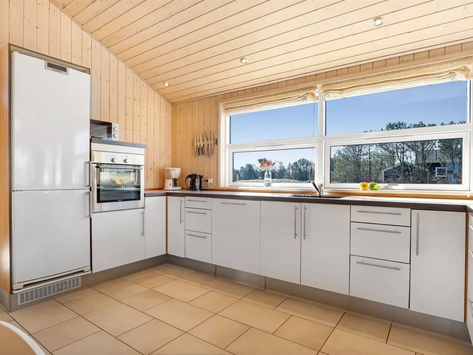 "Sirkka" - 902m from the sea-Binnen