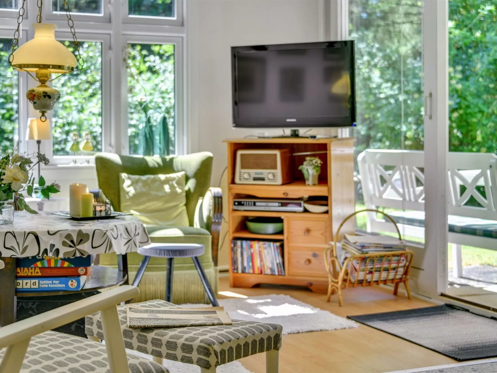 "Deik" - 2km to the fjord-Binnen