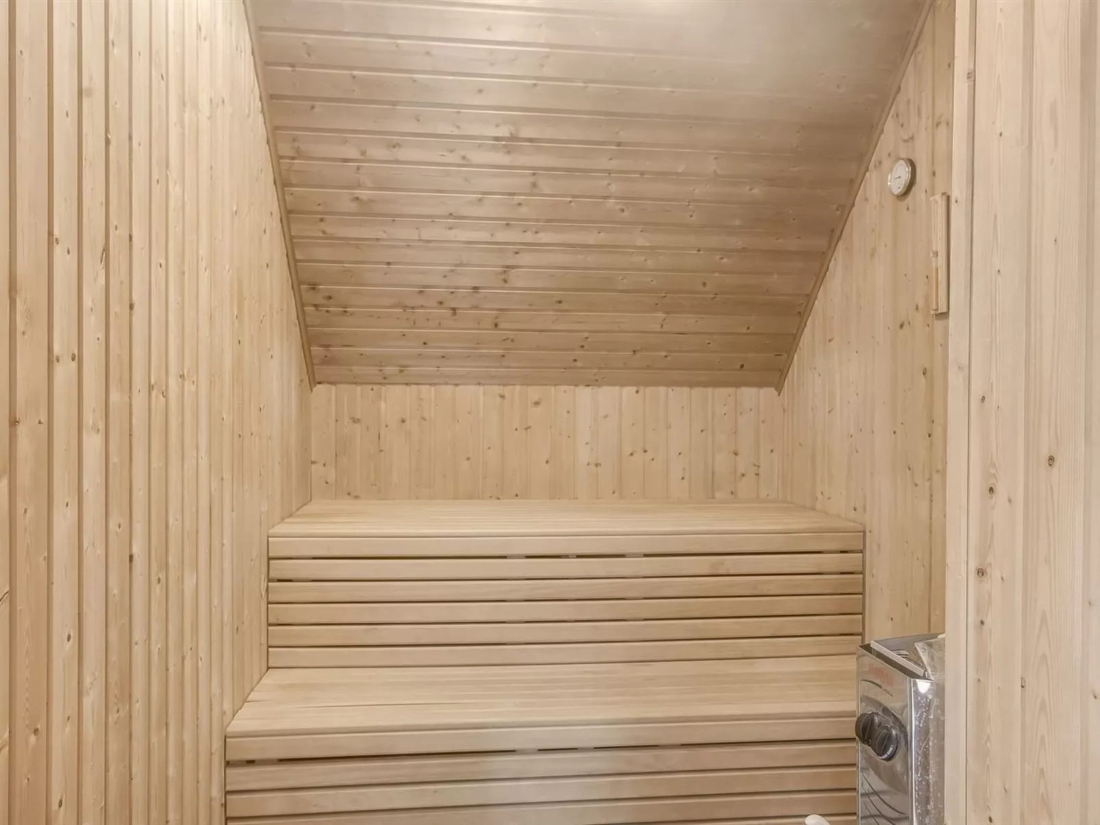 "Pauna" - 50m from the sea-Binnen