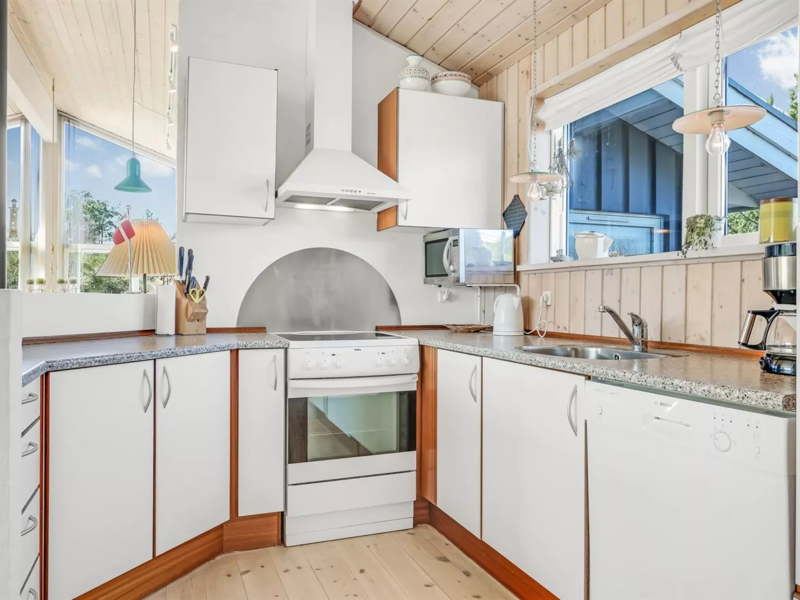 "Felizia" - 2.5km from the sea-Binnen