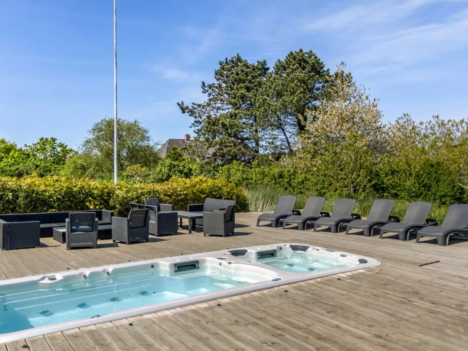 "Narvik" - 4.5km from the sea-Binnen