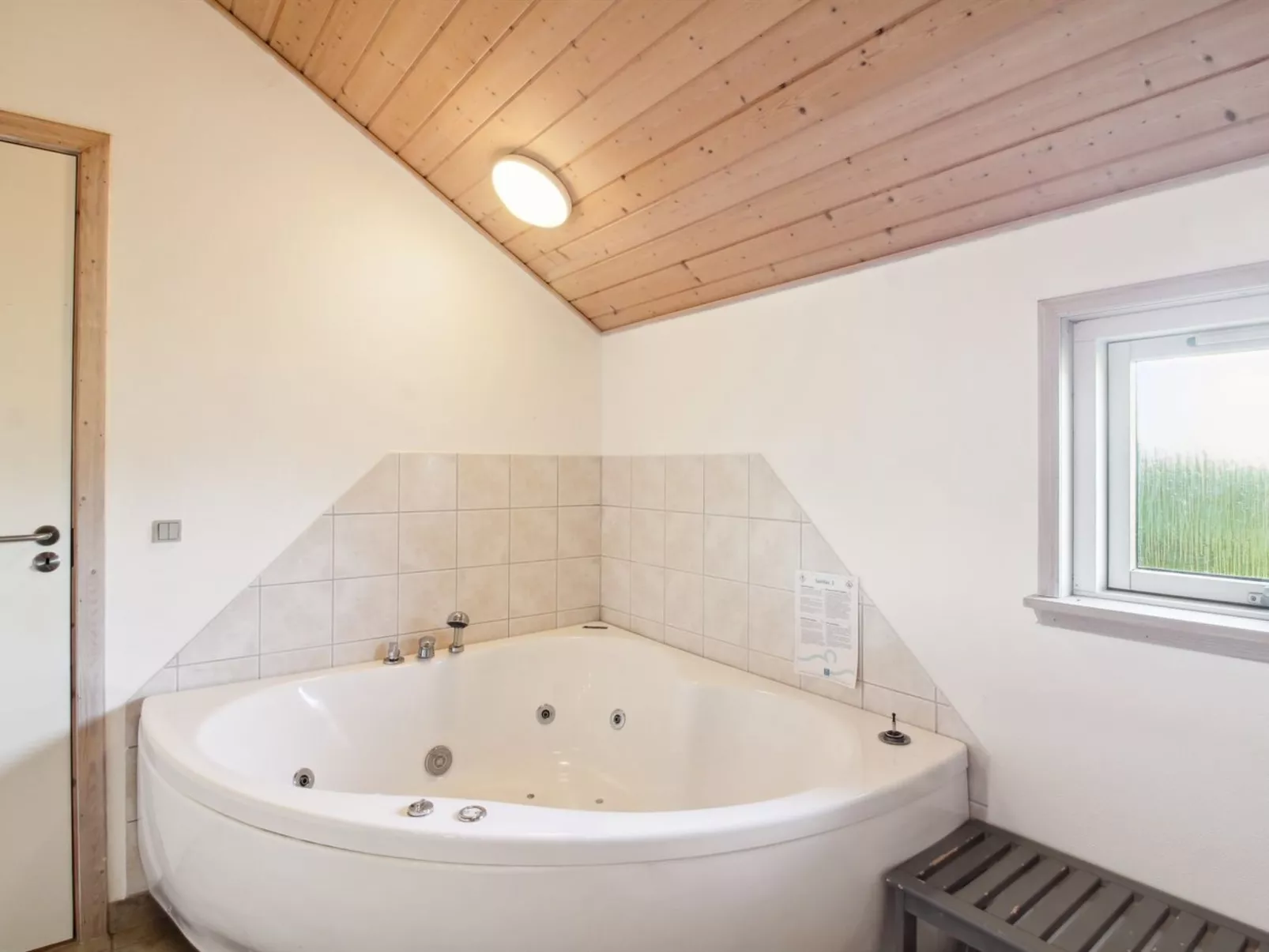 "Synnöve" - 550m from the sea-Binnen