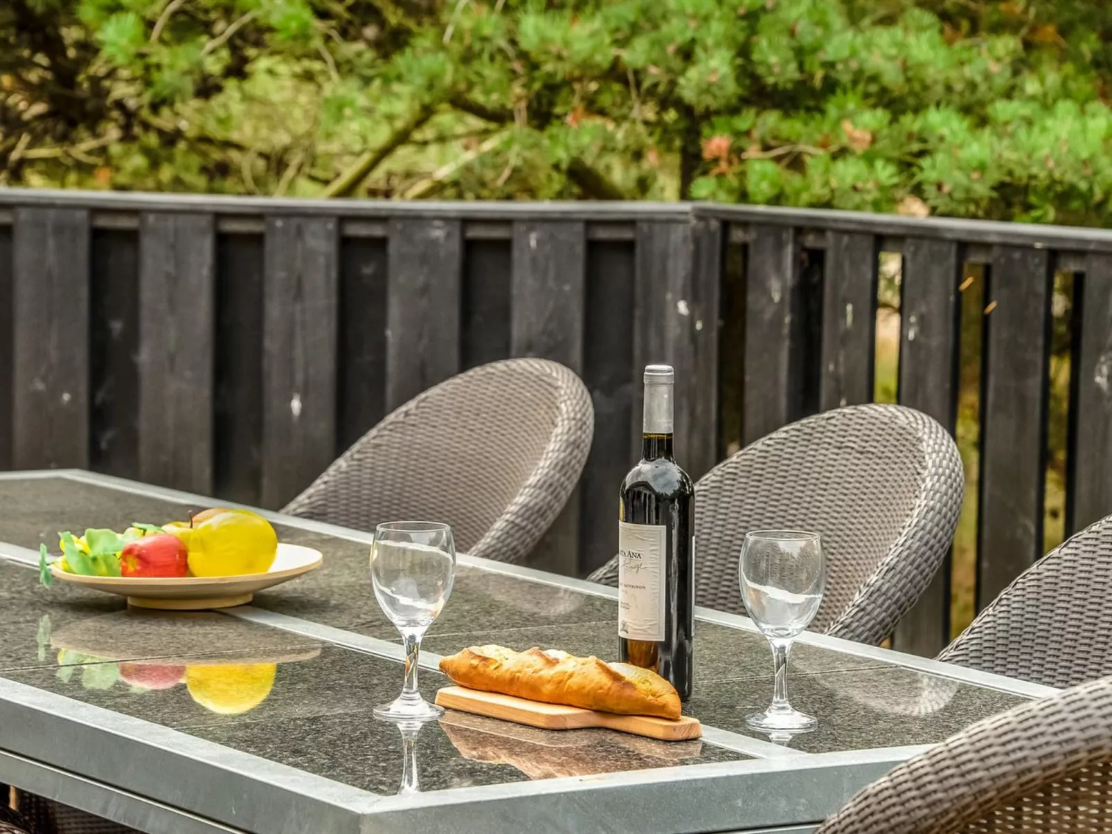 "Lav" - 3.8km from the sea-Buiten