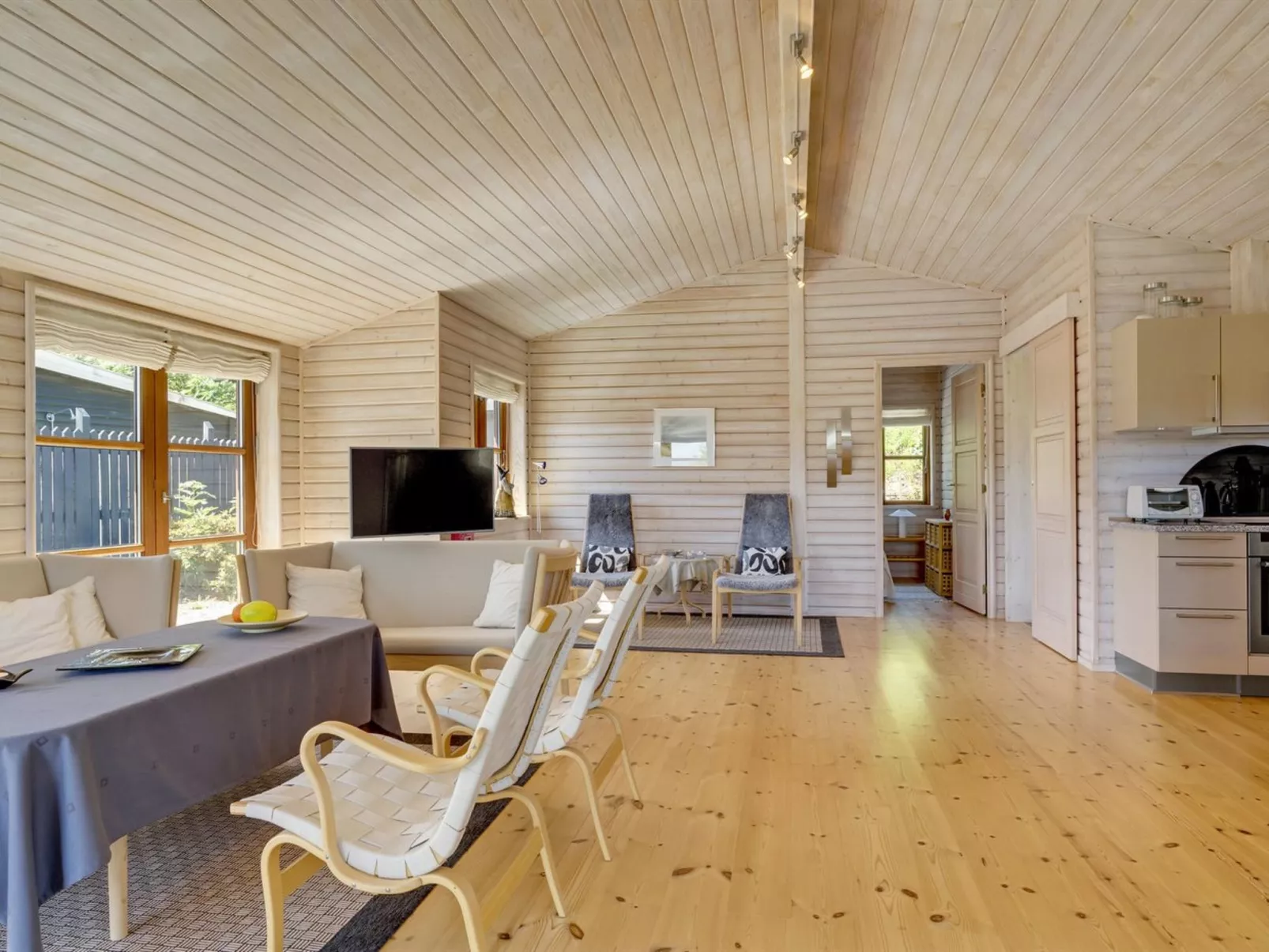 "Øthkil" - 93m from the sea-Binnen