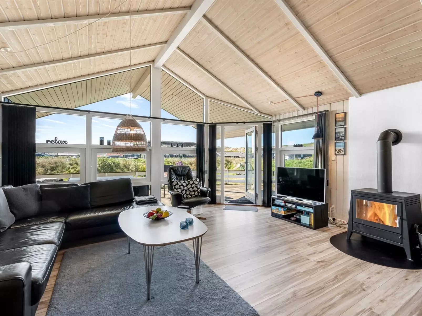 "Sylta" -  from the sea-Binnen