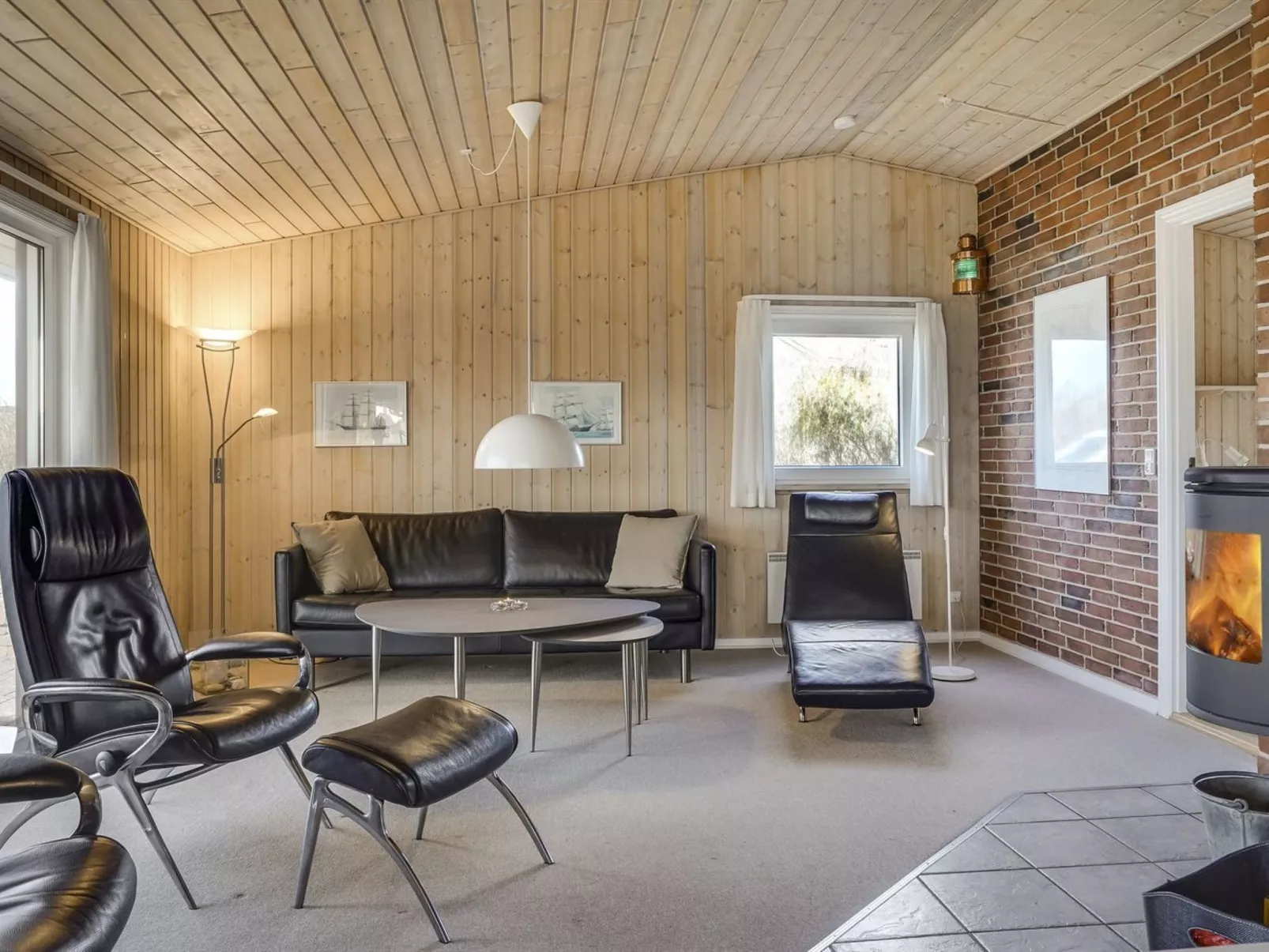 "Eugenie" - 450m from the sea-Binnen