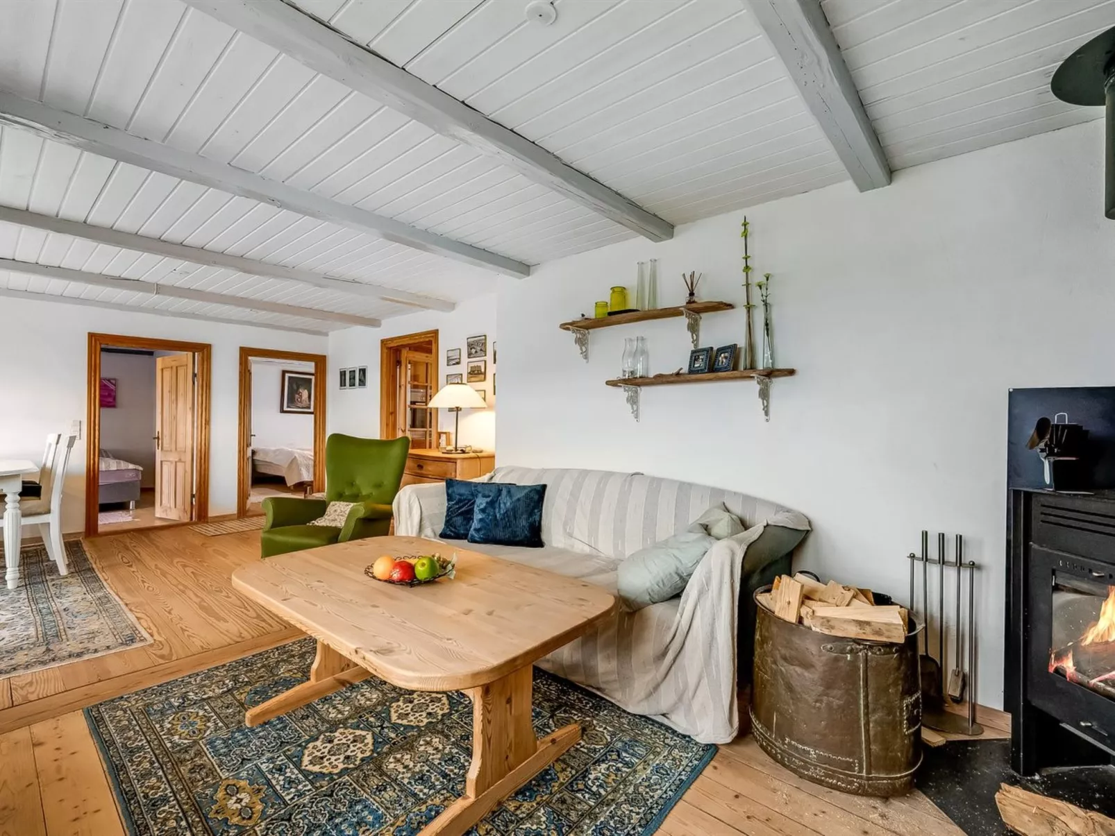 "Orvo" - 150m from the sea-Binnen