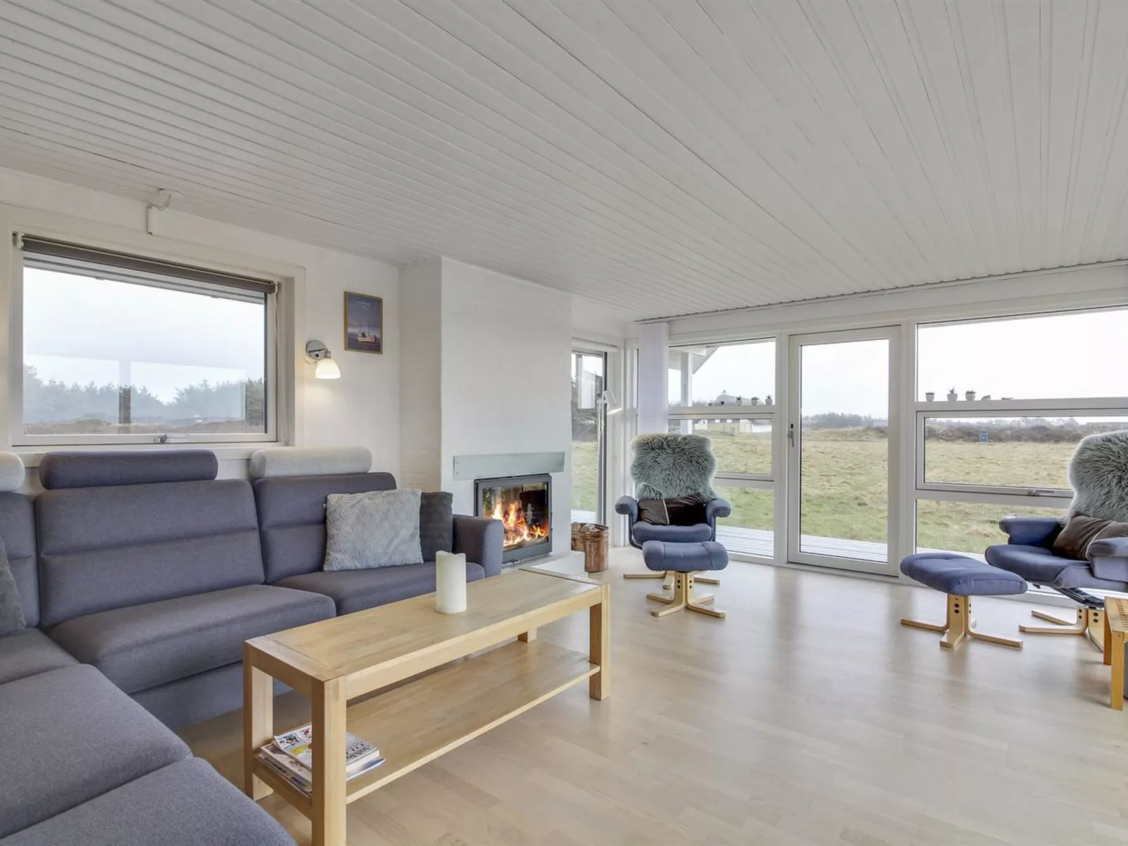 "Carelle" - 300m from the sea-Binnen