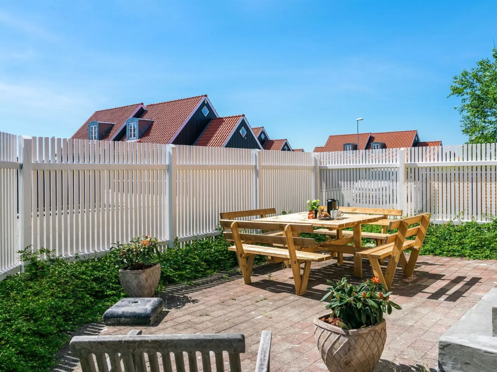 "Sölve" - 900m from the sea-Buiten