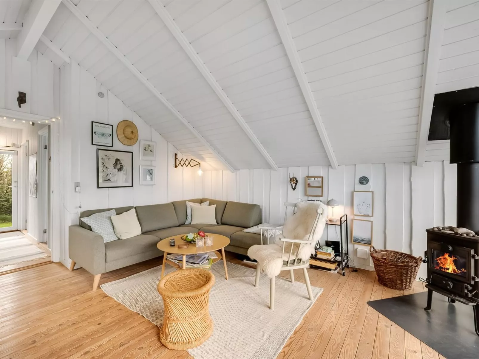 "Kamile" - 400m from the sea-Binnen