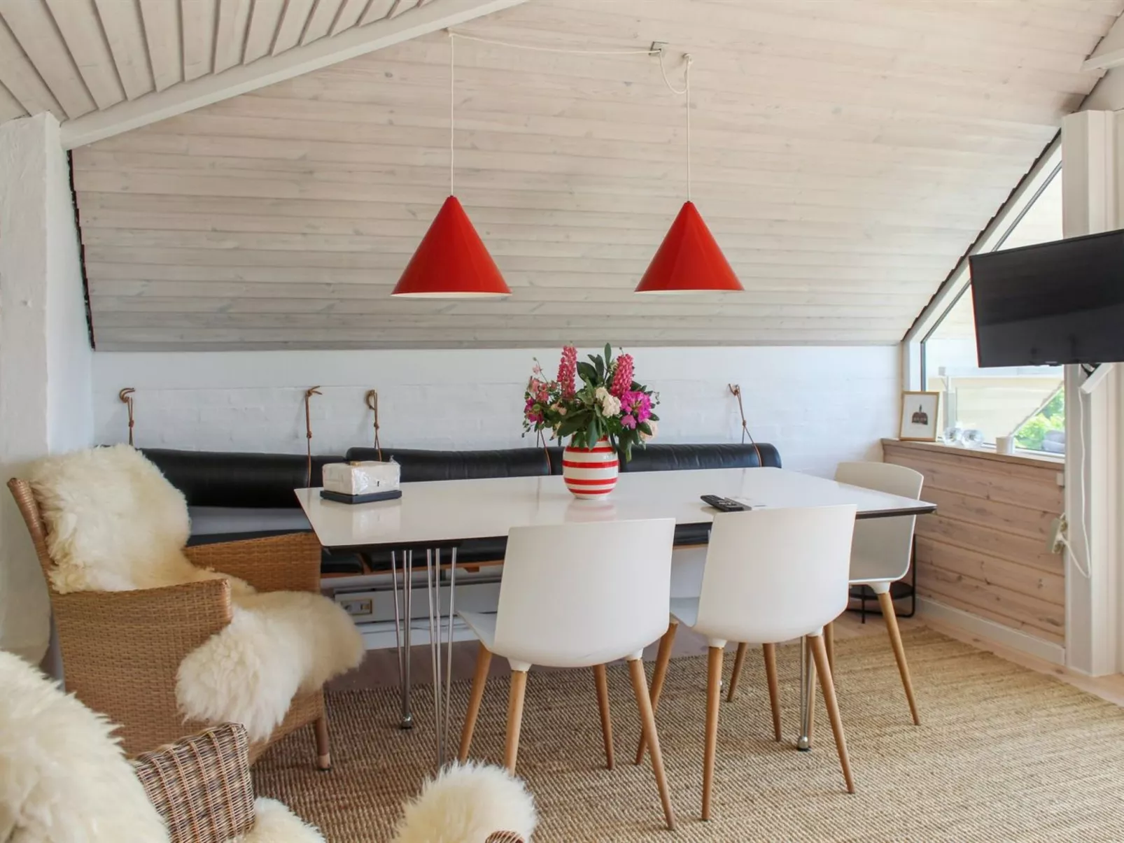 "Rawald" - 200m from the sea-Binnen