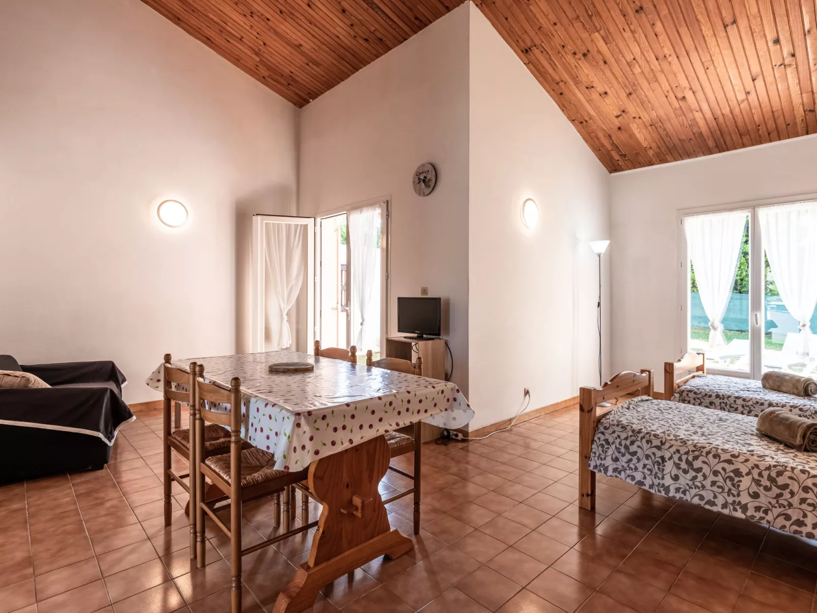 La Pinède, bungalow 4 pers.-Binnen