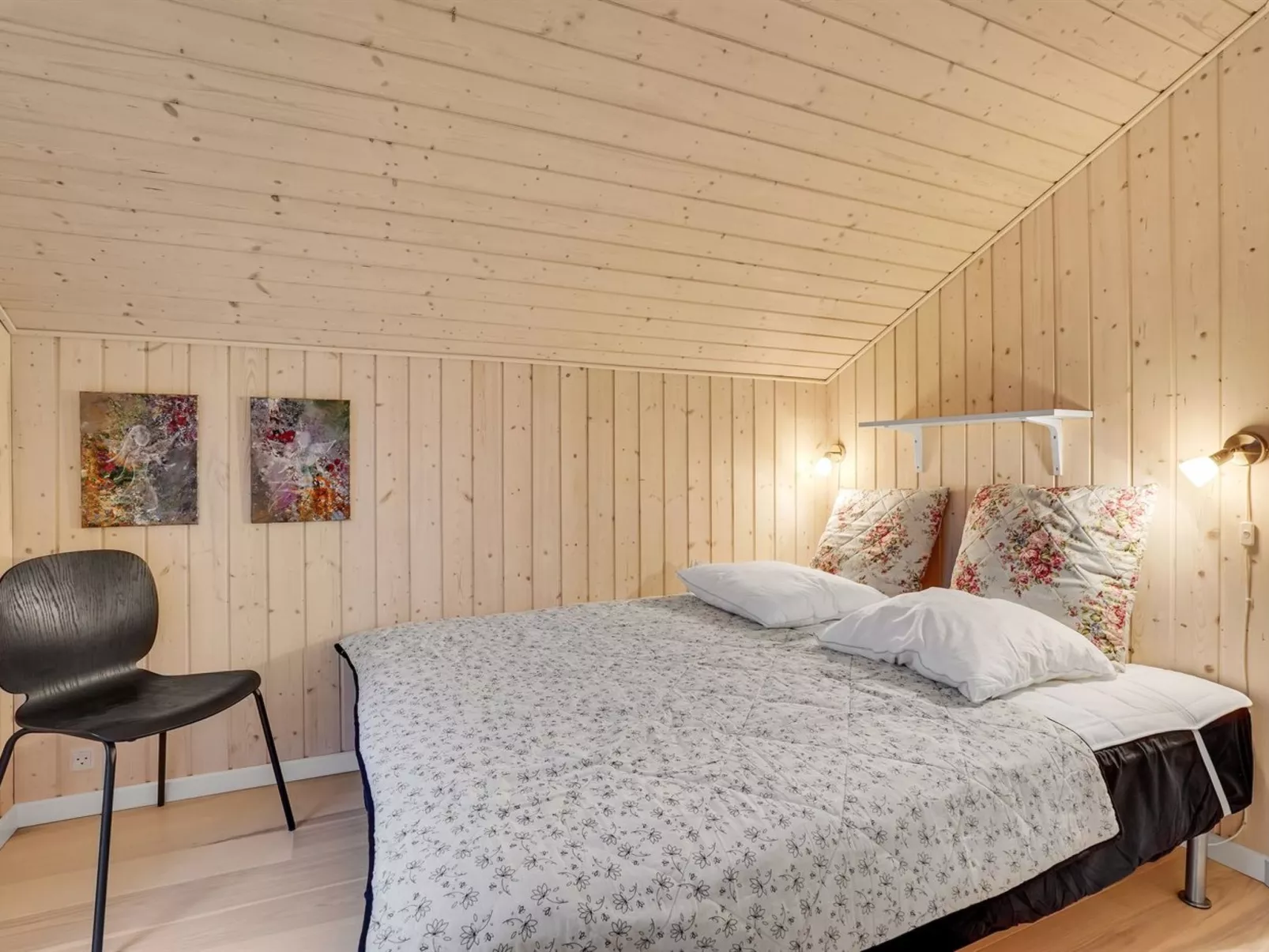 "Thora" - 800m from the sea-Binnen