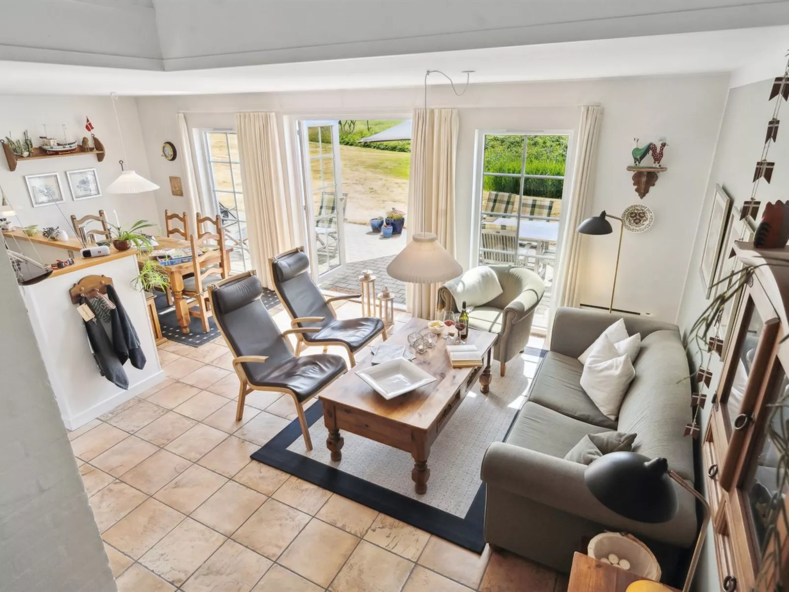 "Daniela" - 300m from the sea-Binnen