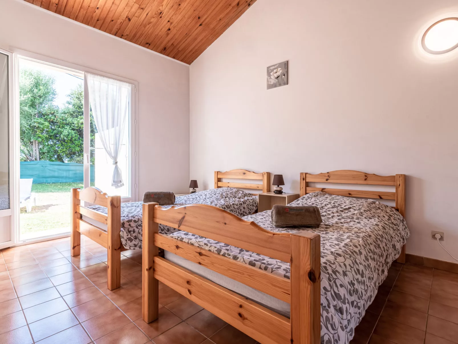 La Pinède, bungalow 4 pers.-Binnen