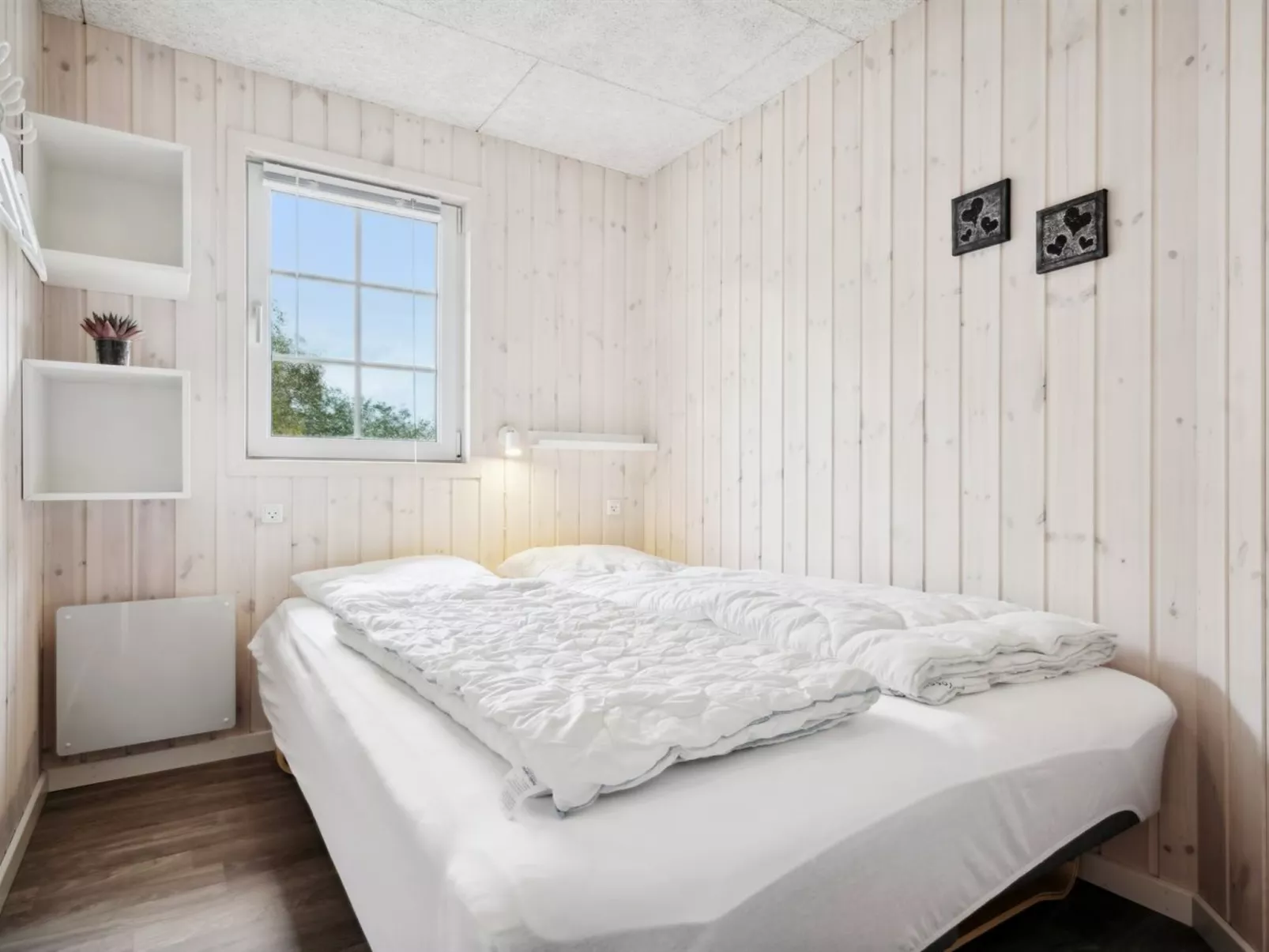 "Swana" - 550m from the sea-Binnen