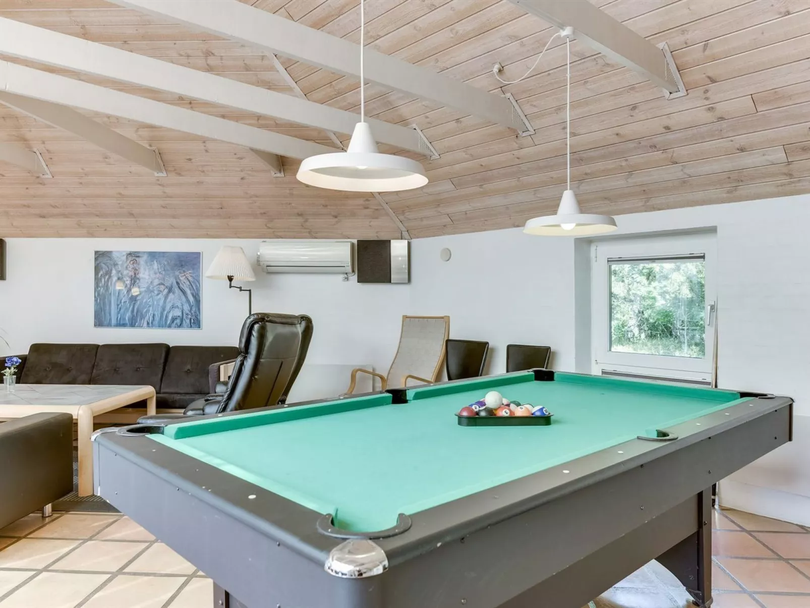 "Laetitita" -  from the sea-Binnen