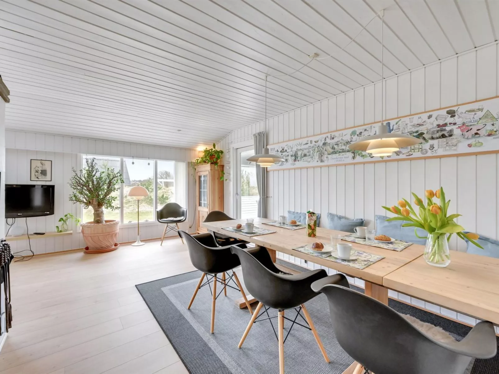 "Saxe" -  from the sea-Binnen