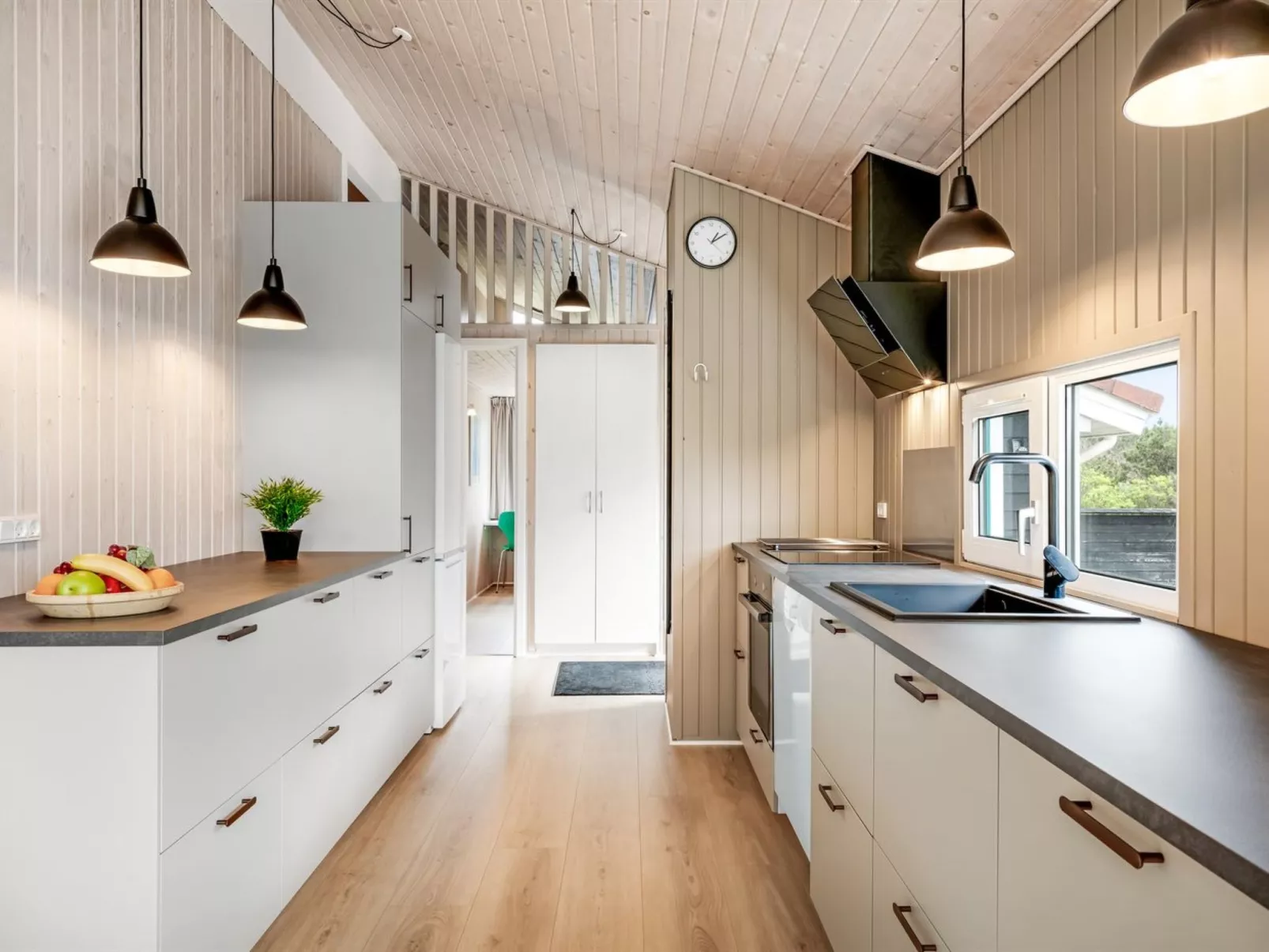 "Andrie" - 800m from the sea-Binnen