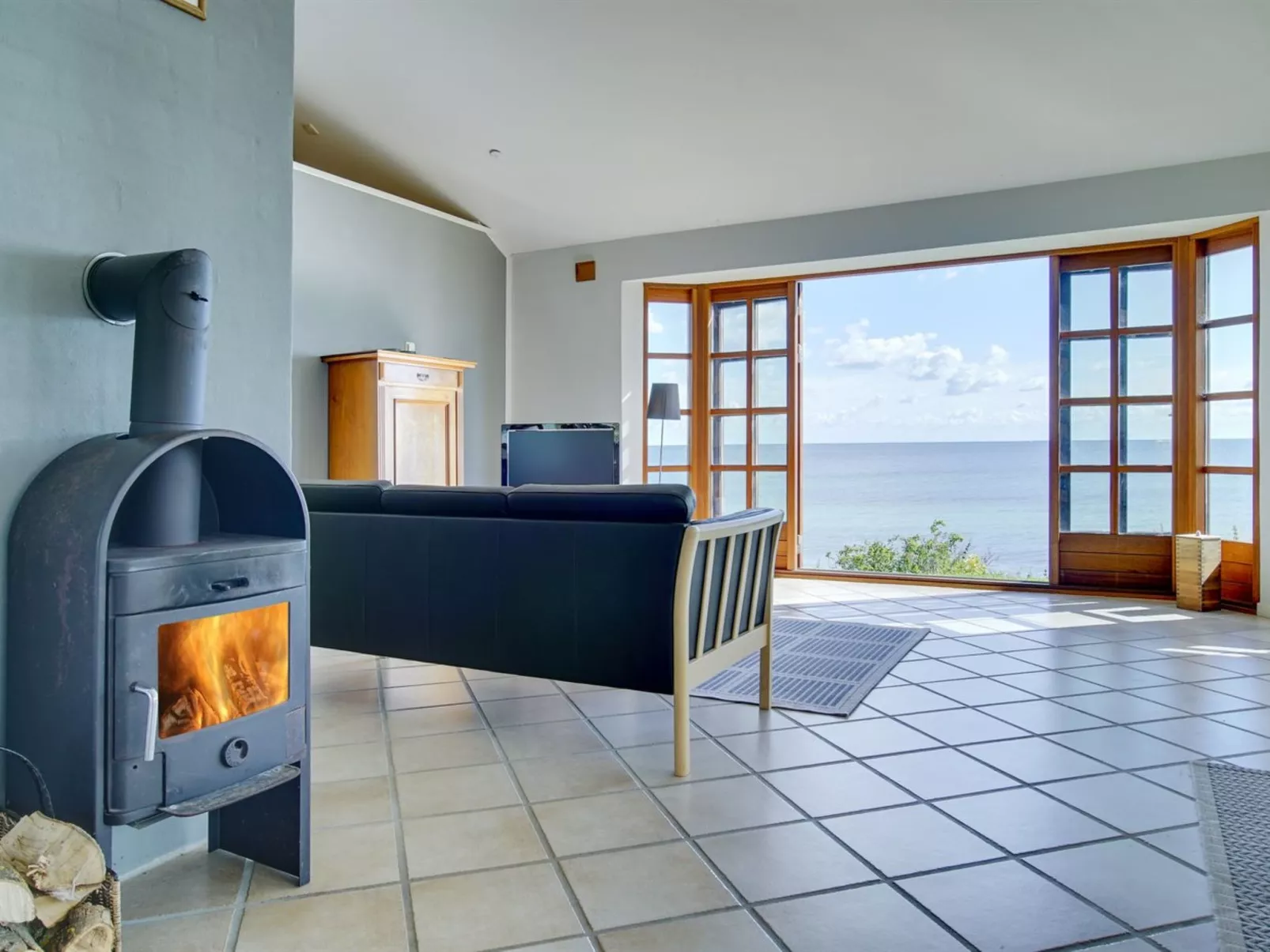 "Botmar" - 10m from the sea-Binnen