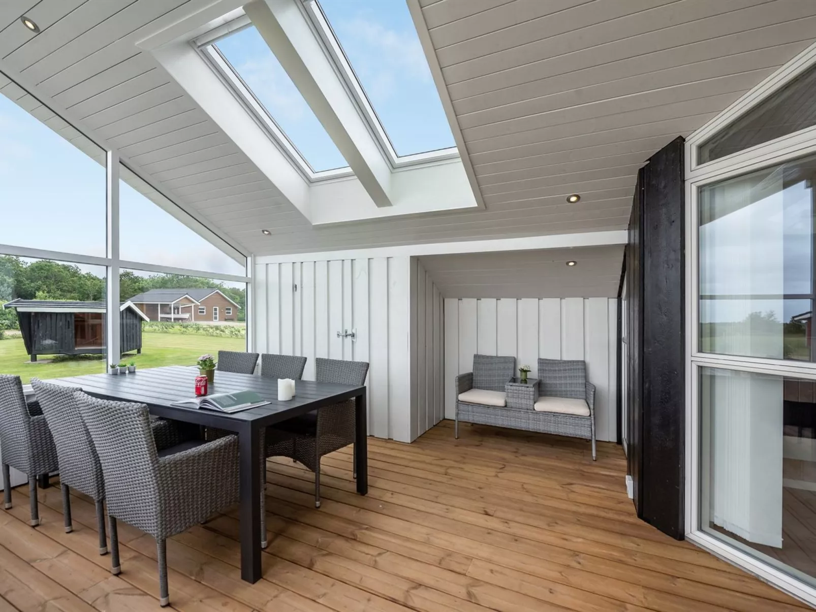 "Harth" - 700m to the fjord-Buiten