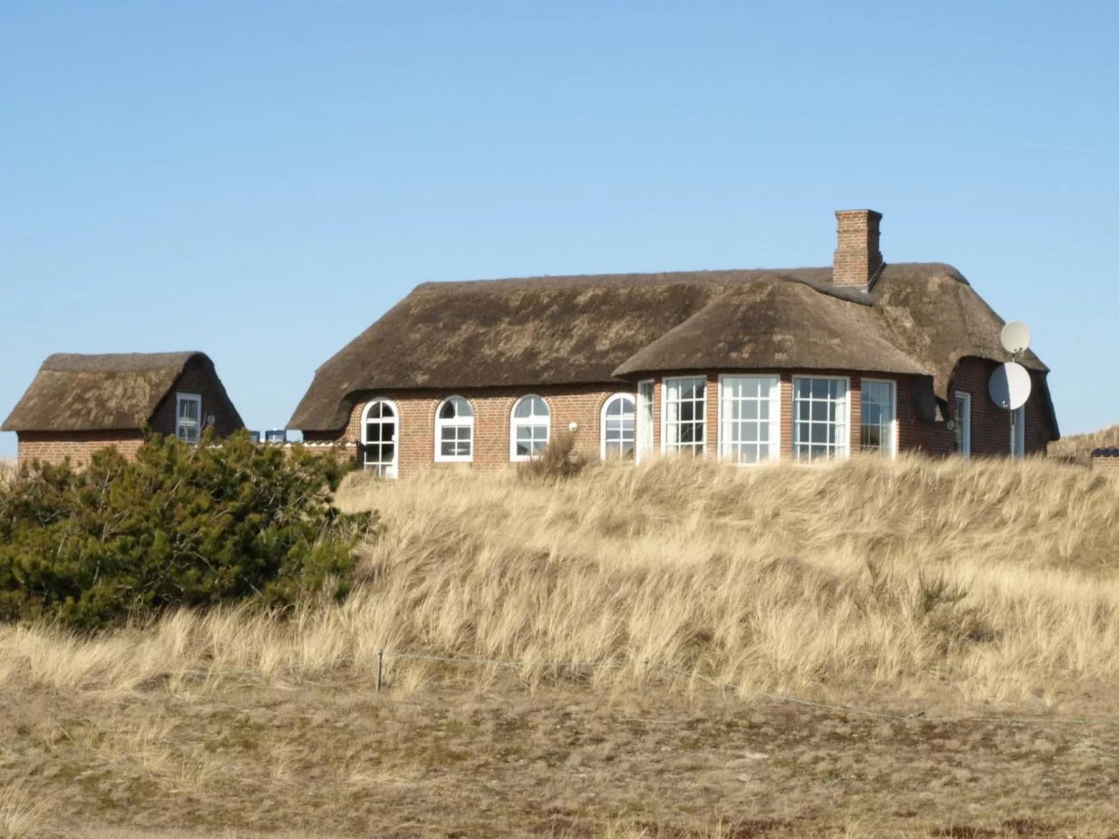 "Aslaug" - 500m from the sea-Buiten