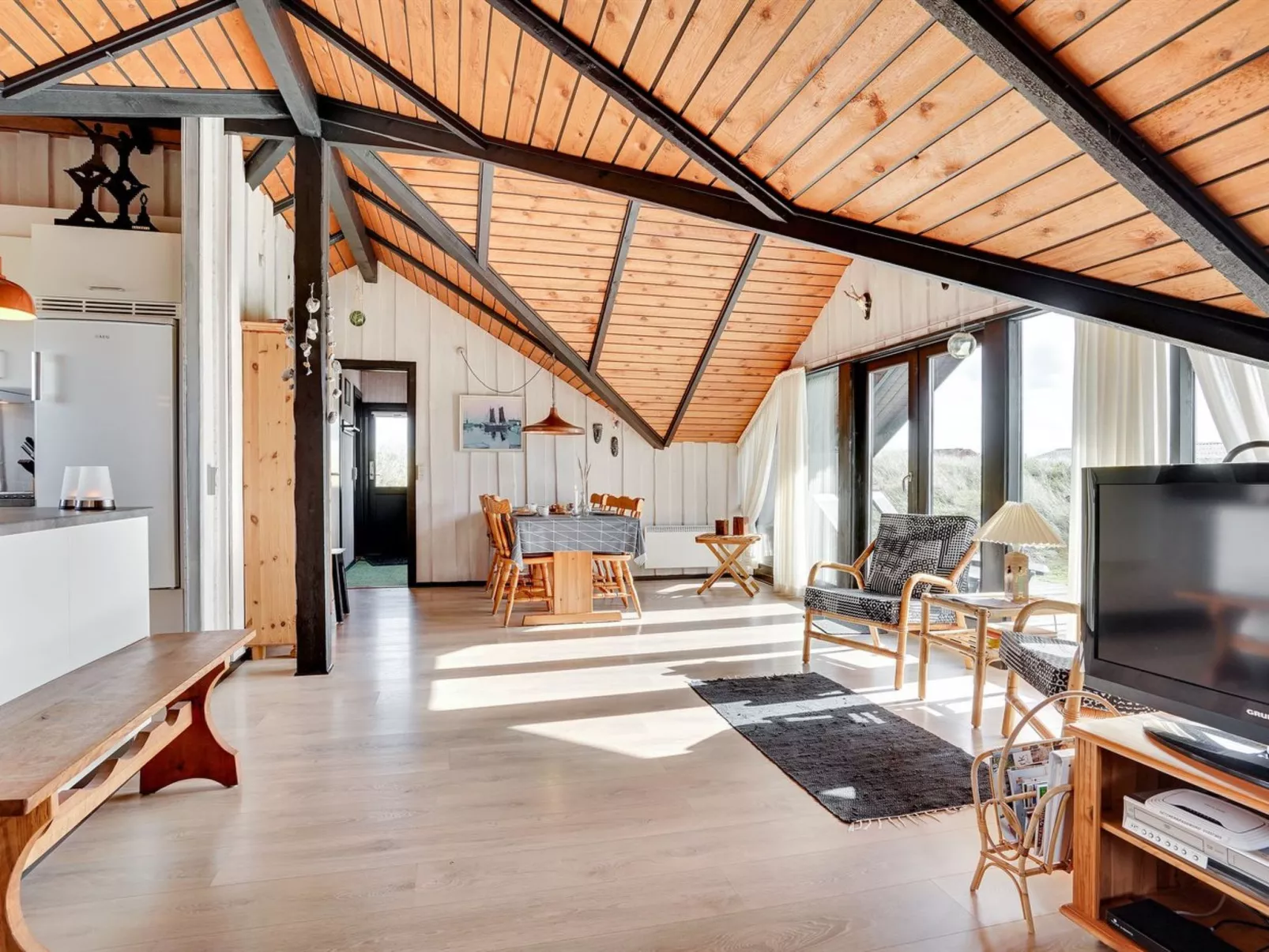 "Ardan" -  from the sea-Binnen