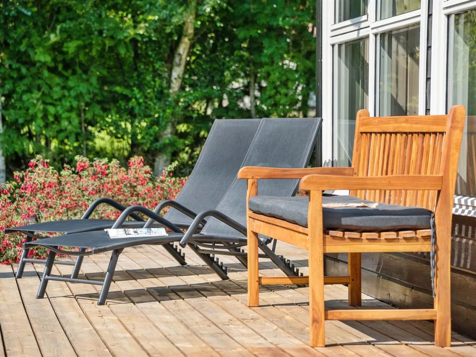 "Kai" - 500m to the fjord-Buiten