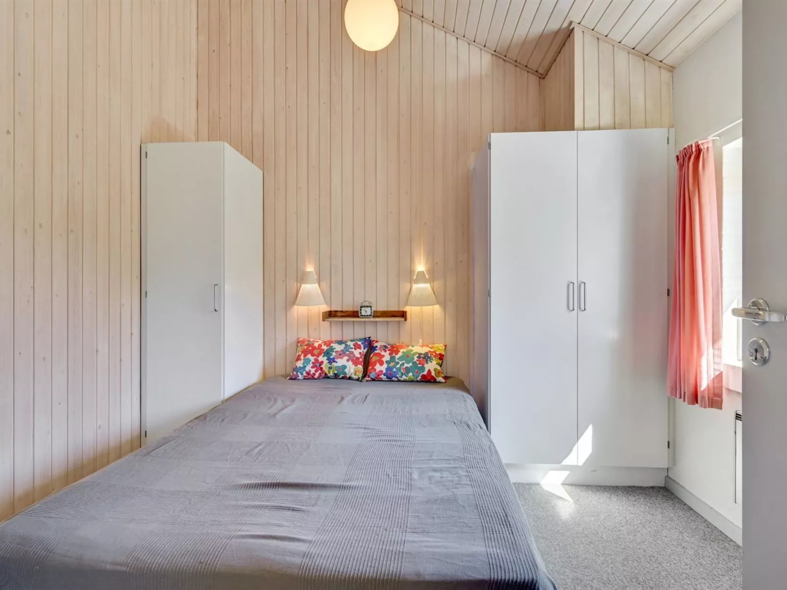 "Faina" - 100m from the sea-Binnen