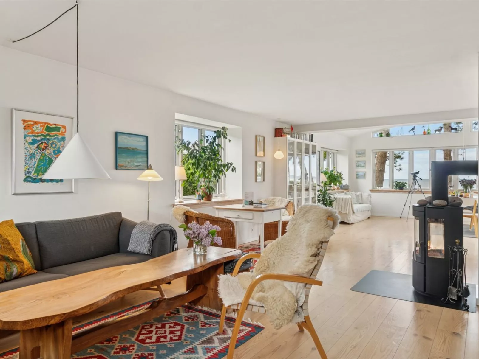 "Varma" - 25m from the sea-Binnen