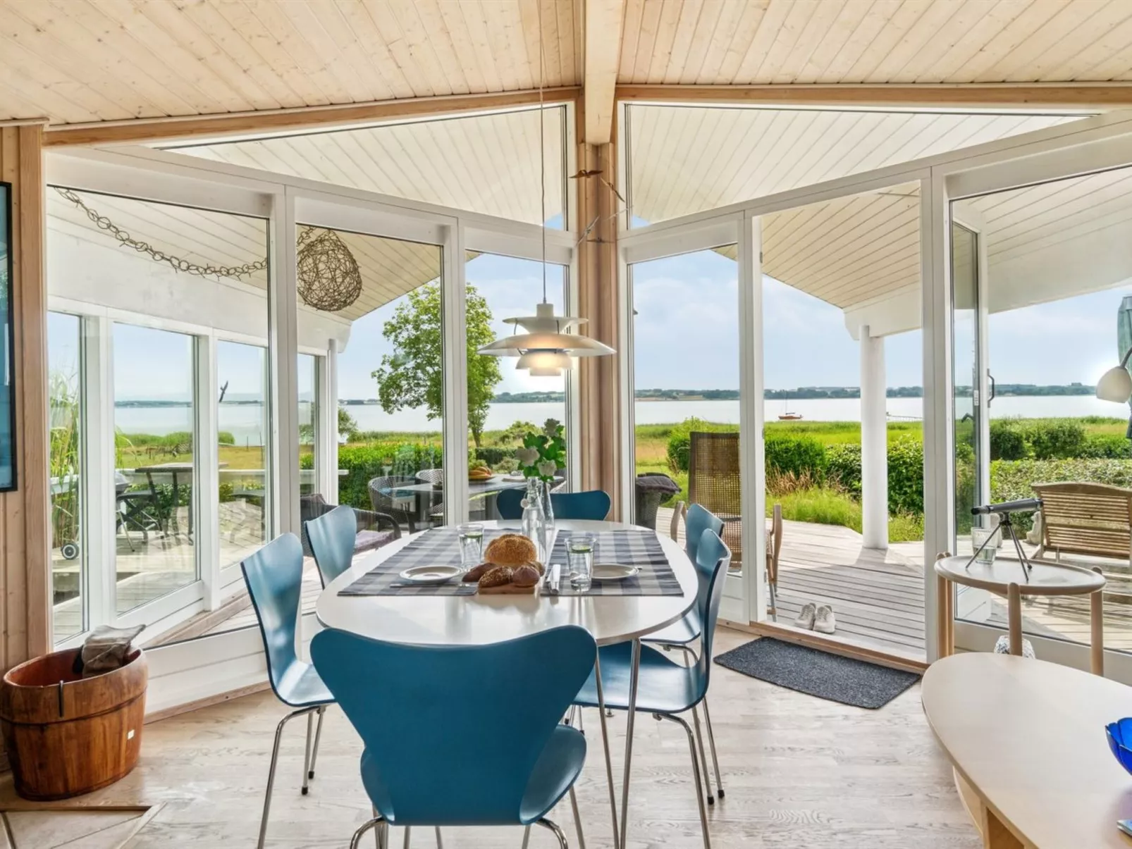 "Brunman" - 10m to the fjord-Binnen