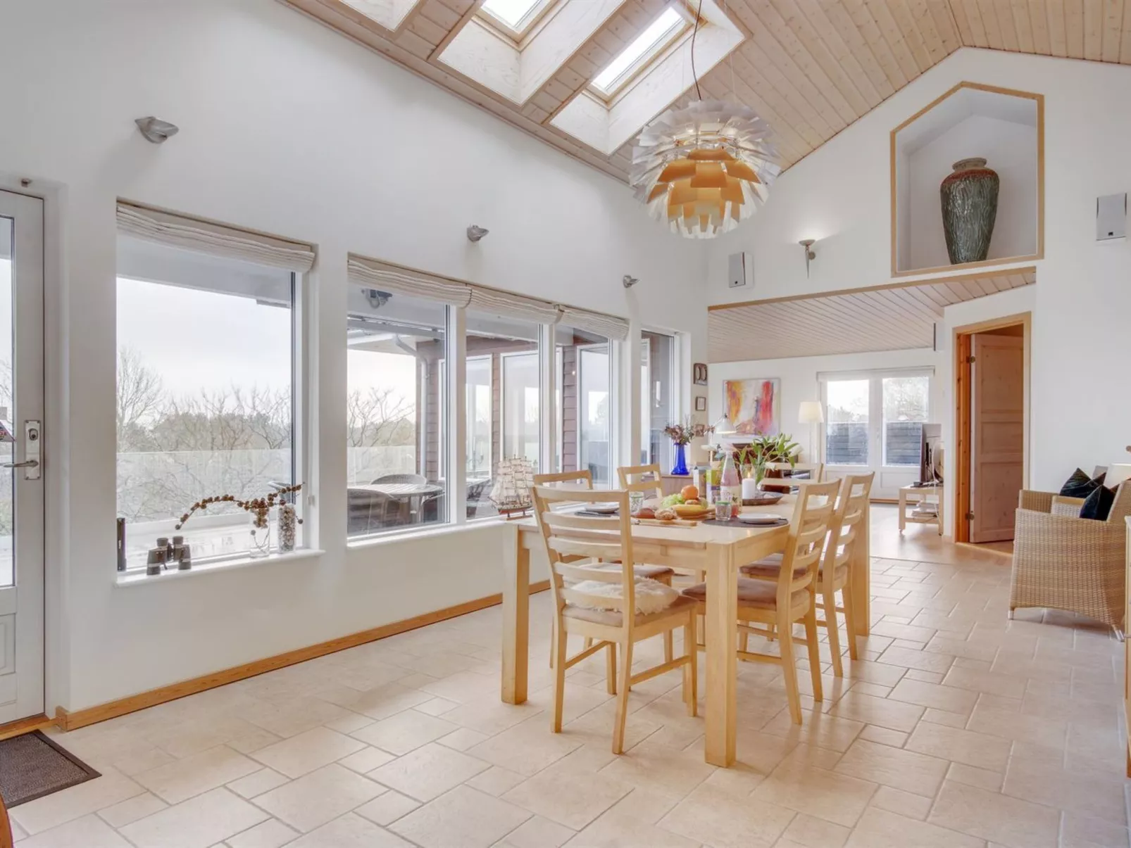 "Sahid" - 20m from the sea-Binnen