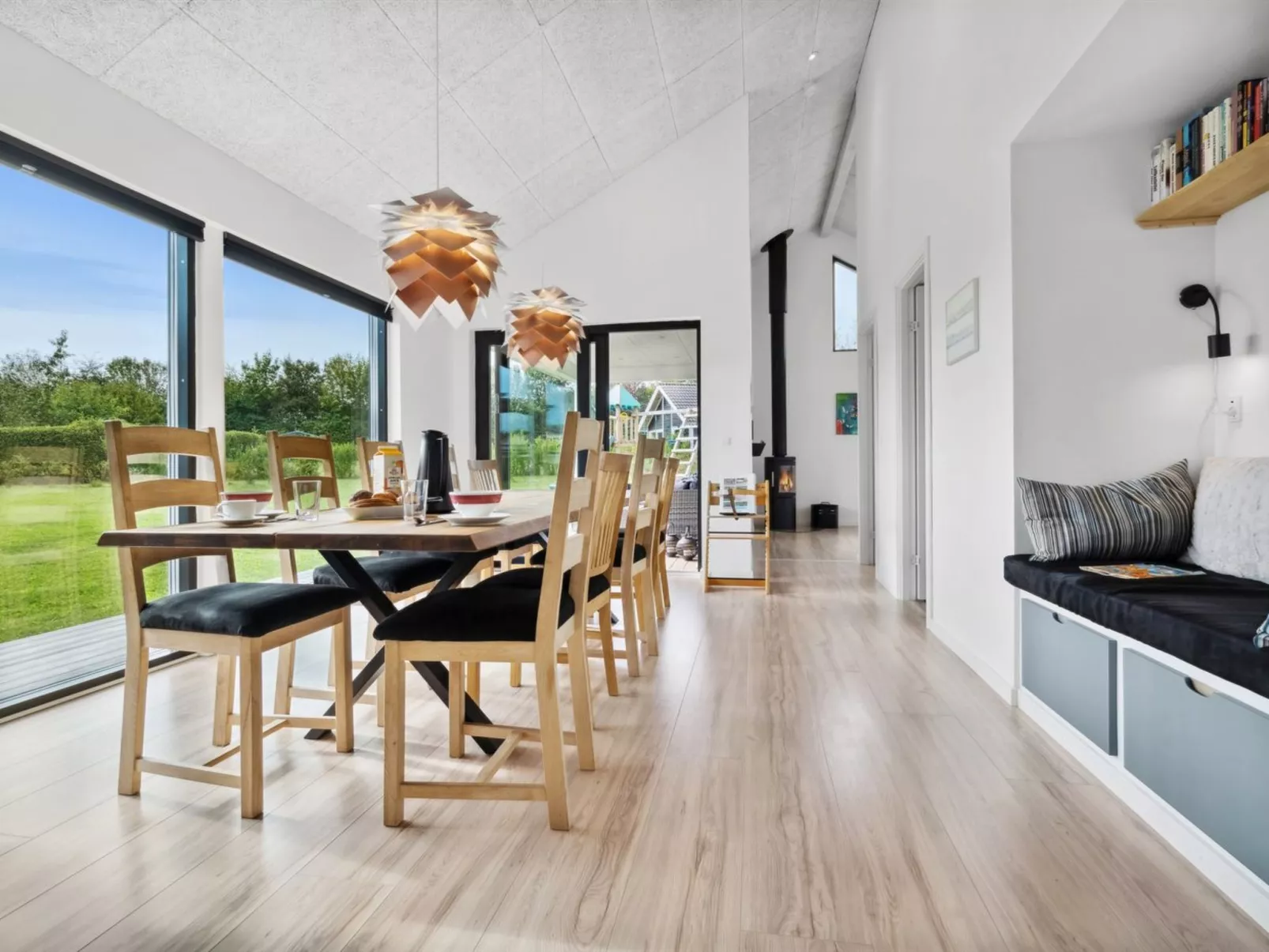 "Amdi" - 700m from the sea-Binnen