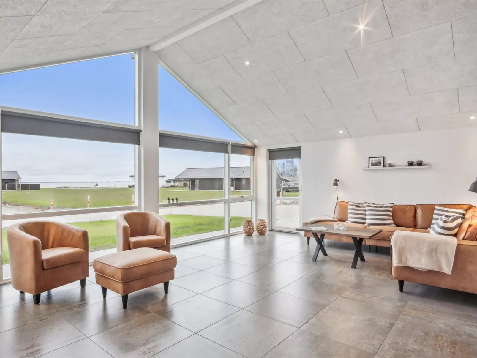 "Clare" - 100m from the sea-Buiten