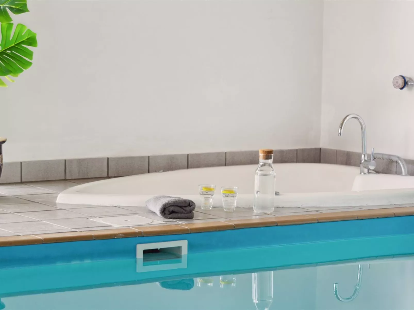 "Katharine" - 175m from the sea-Binnen