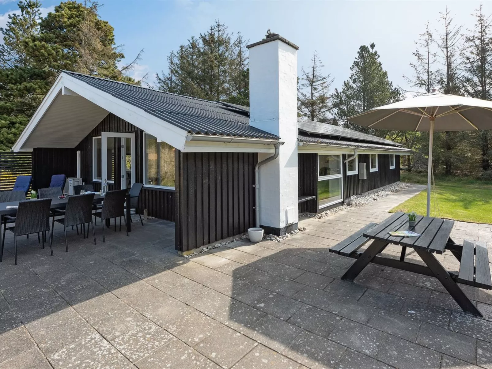 "Darina" - 1.5km from the sea-Buiten