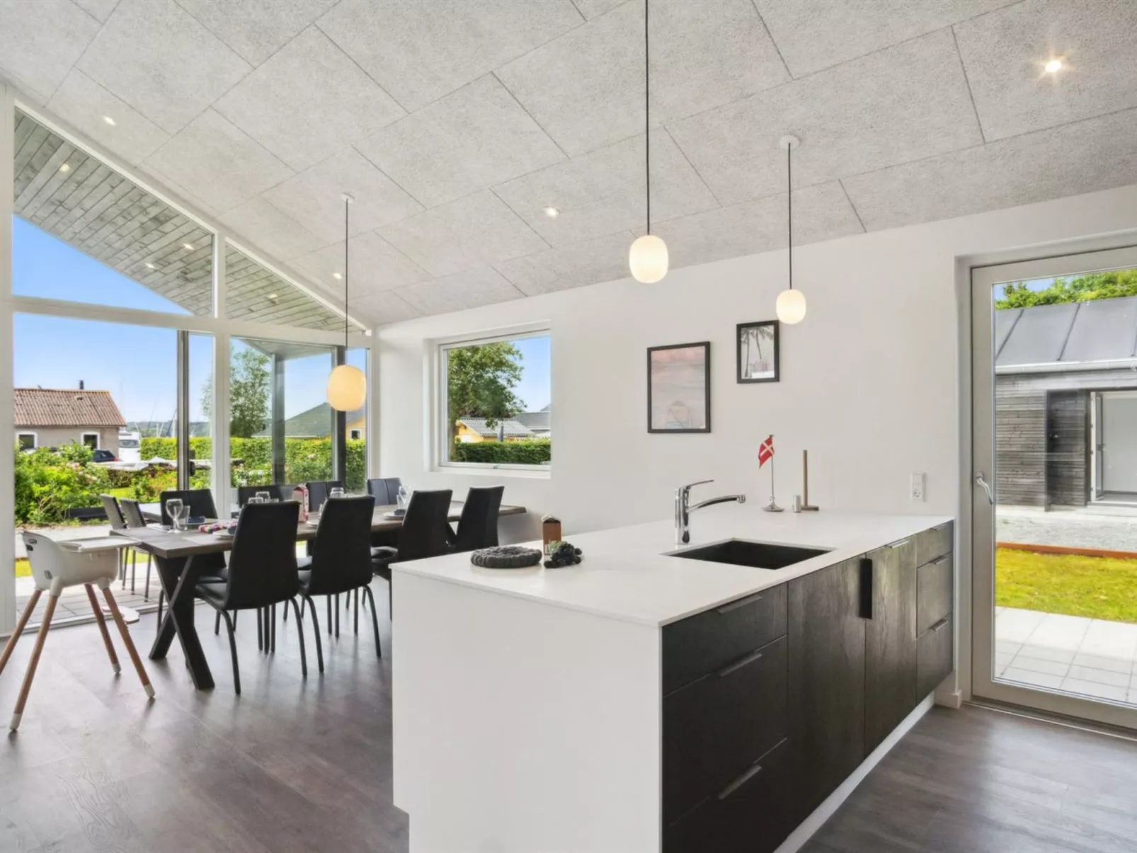 "Henryk" - 75m from the sea-Binnen