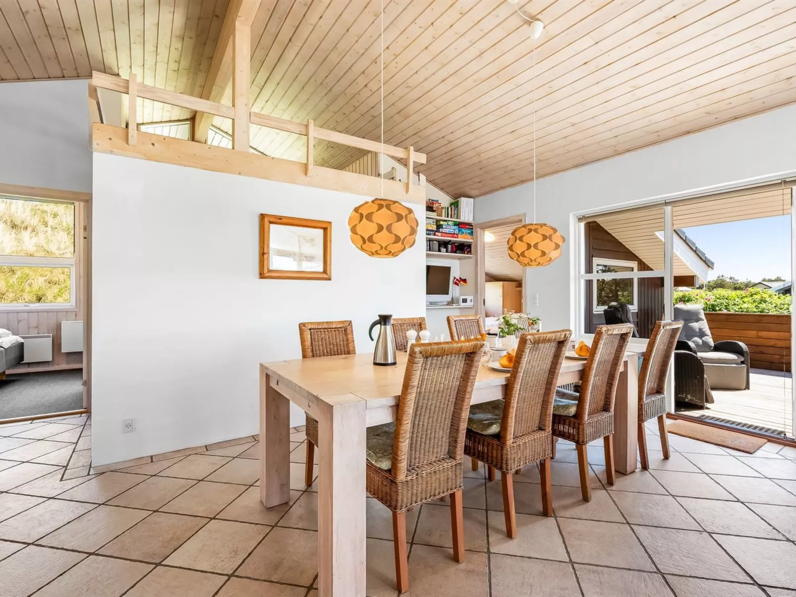 "Aurore" - 700m from the sea-Binnen