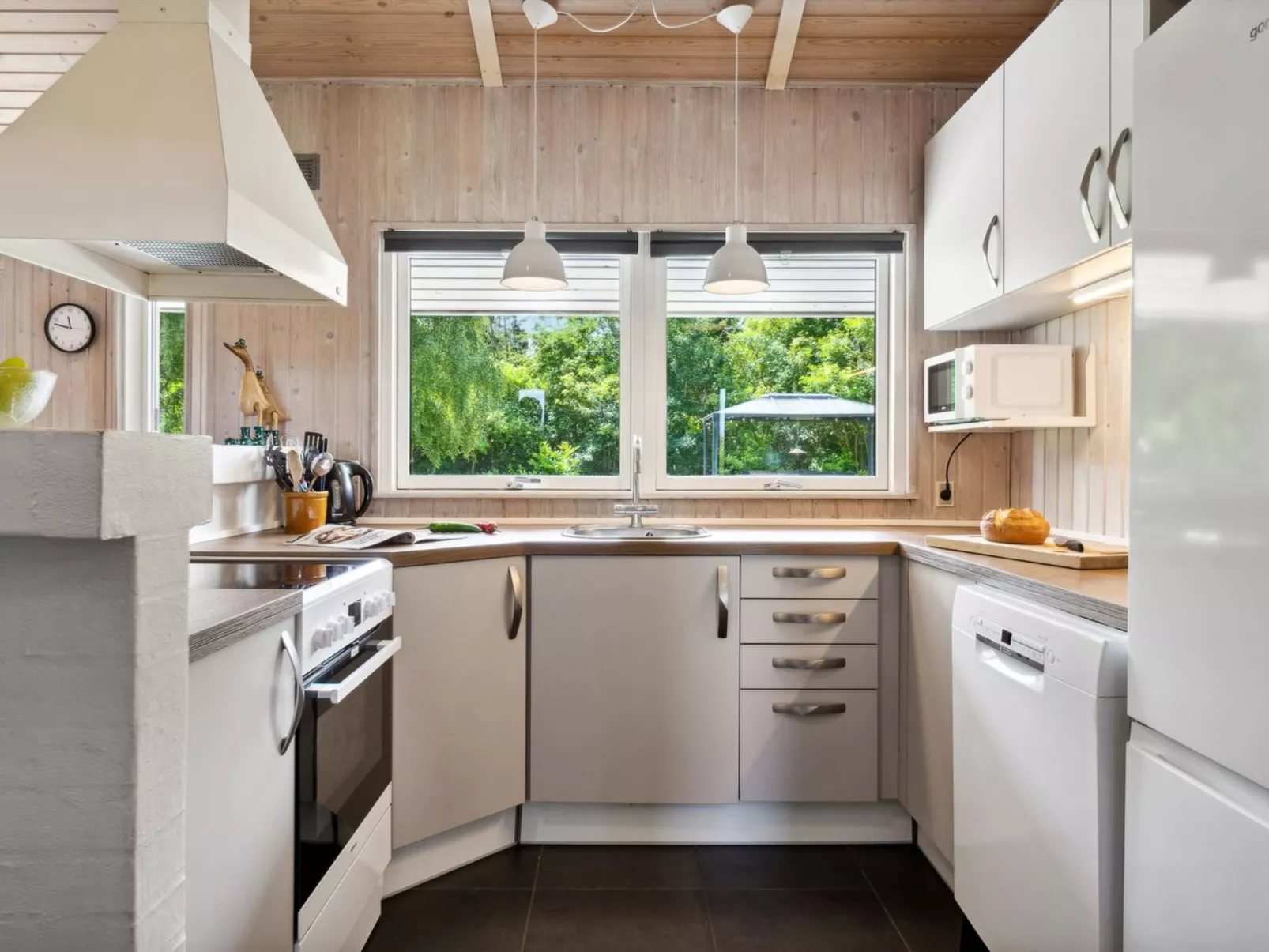 "Jorinde" - 1km from the sea-Binnen