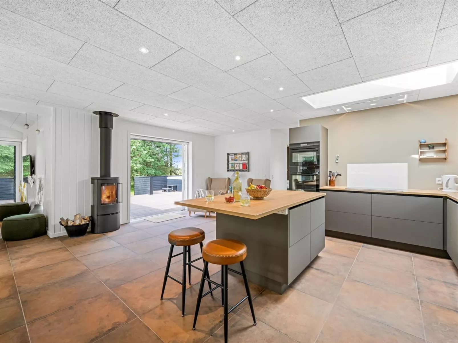 "Baggi" - 900m from the sea-Binnen